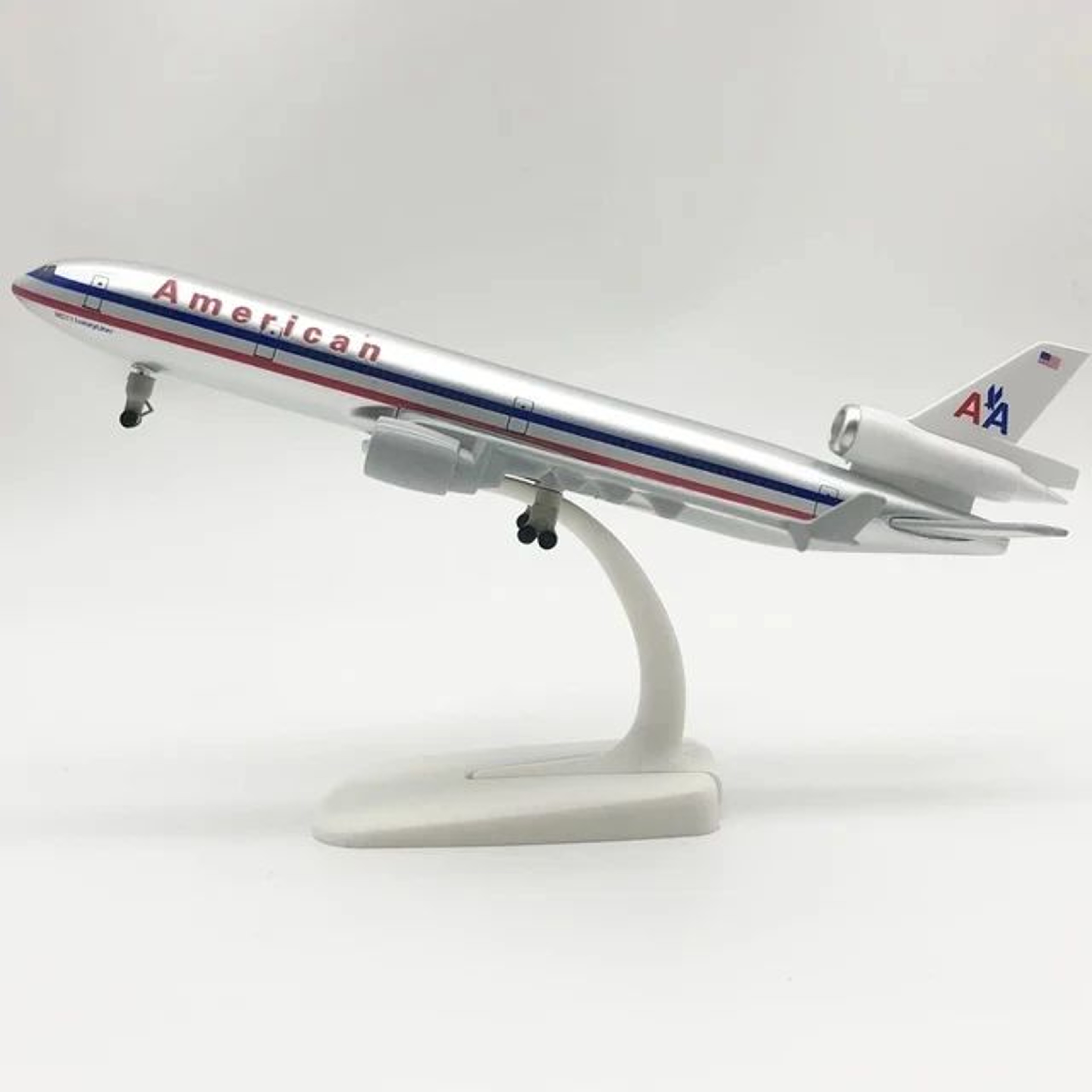 20cm MD11 Model Plane Diecast Airplane Model With Landing Gear Display Stand 7