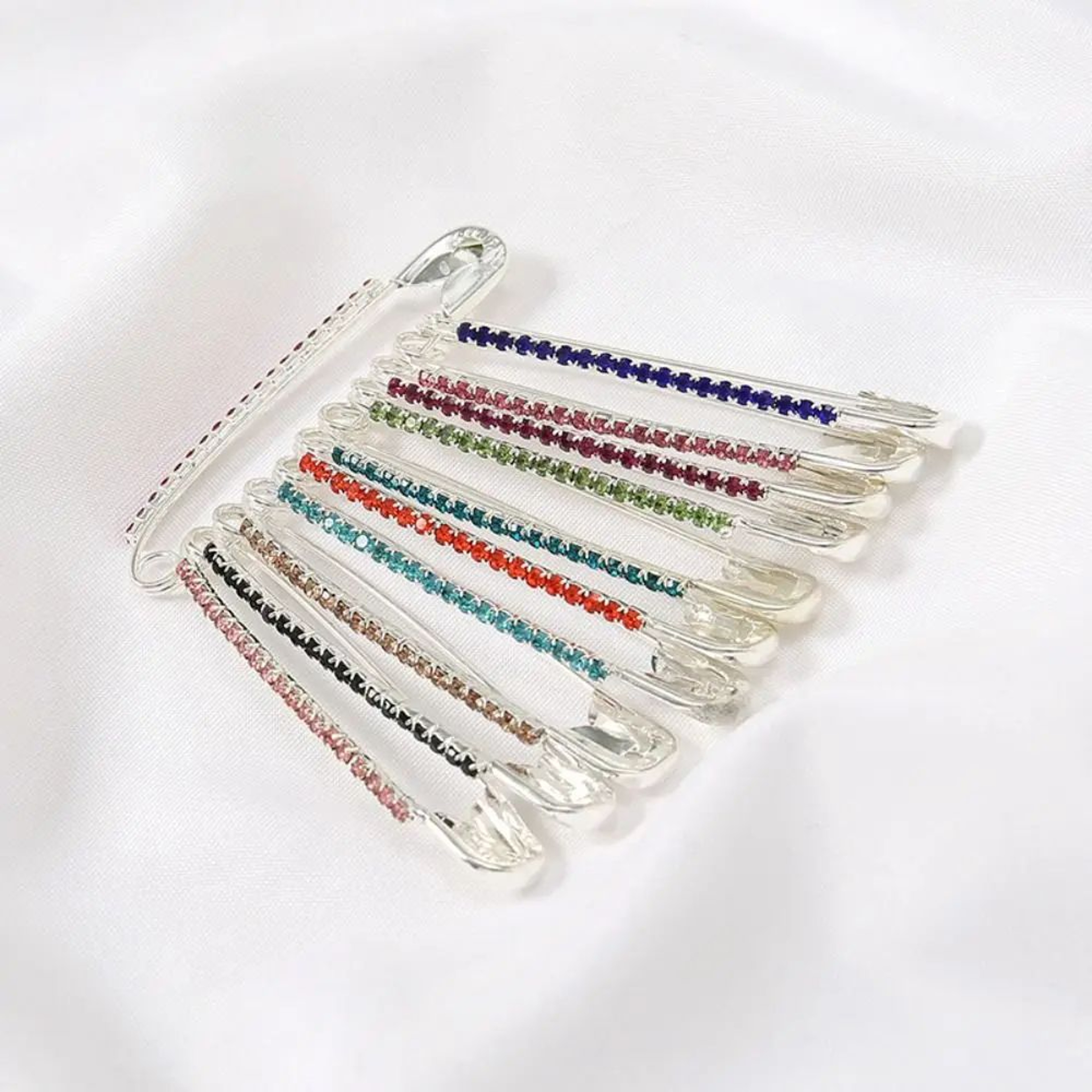 Elegant Gold Rhinestone Brooch Safety Pin Clip For Sweaters Shawls  Hats 2