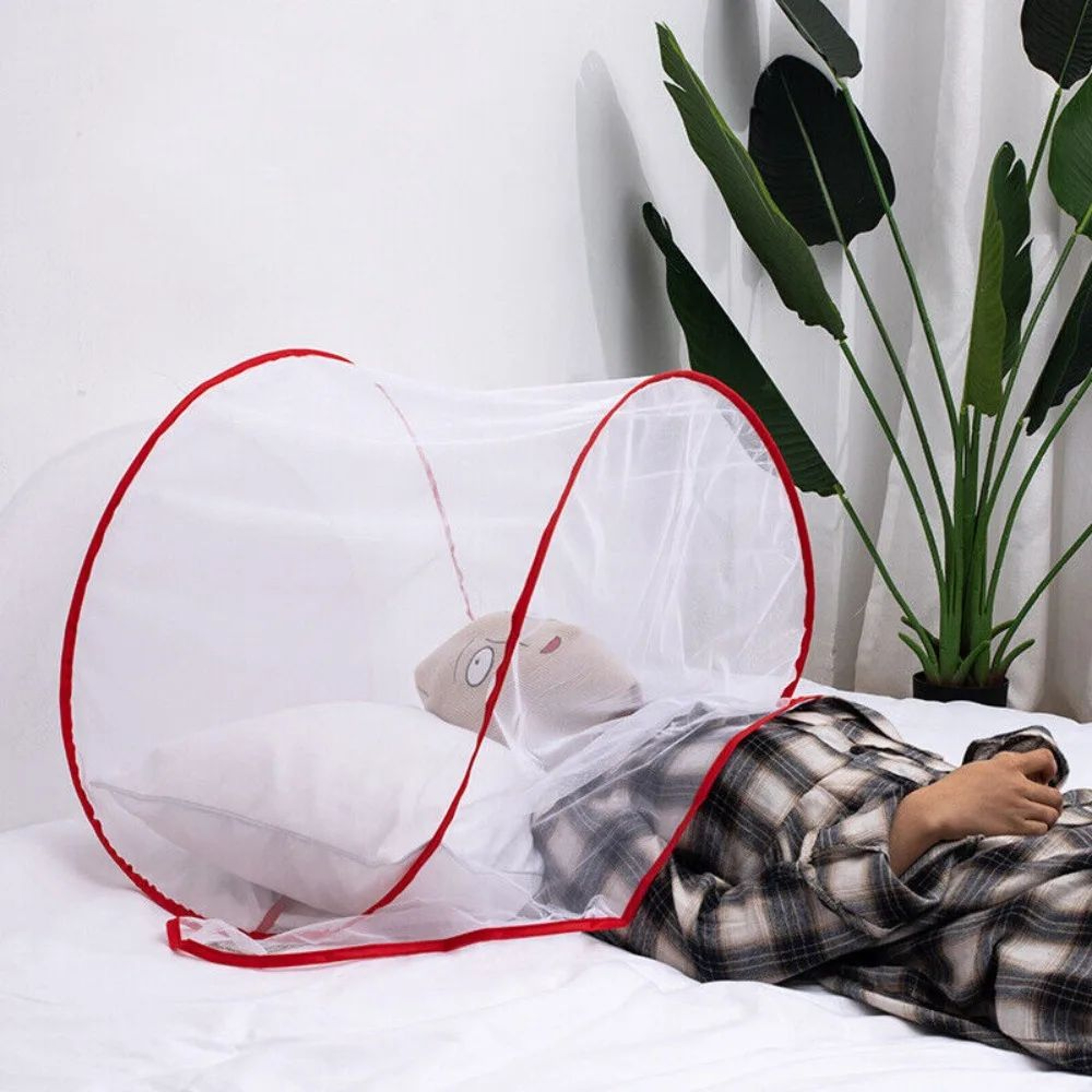 Portable PopUp Mosquito Net Cover  Folding Bed  Face Protection Tent 3