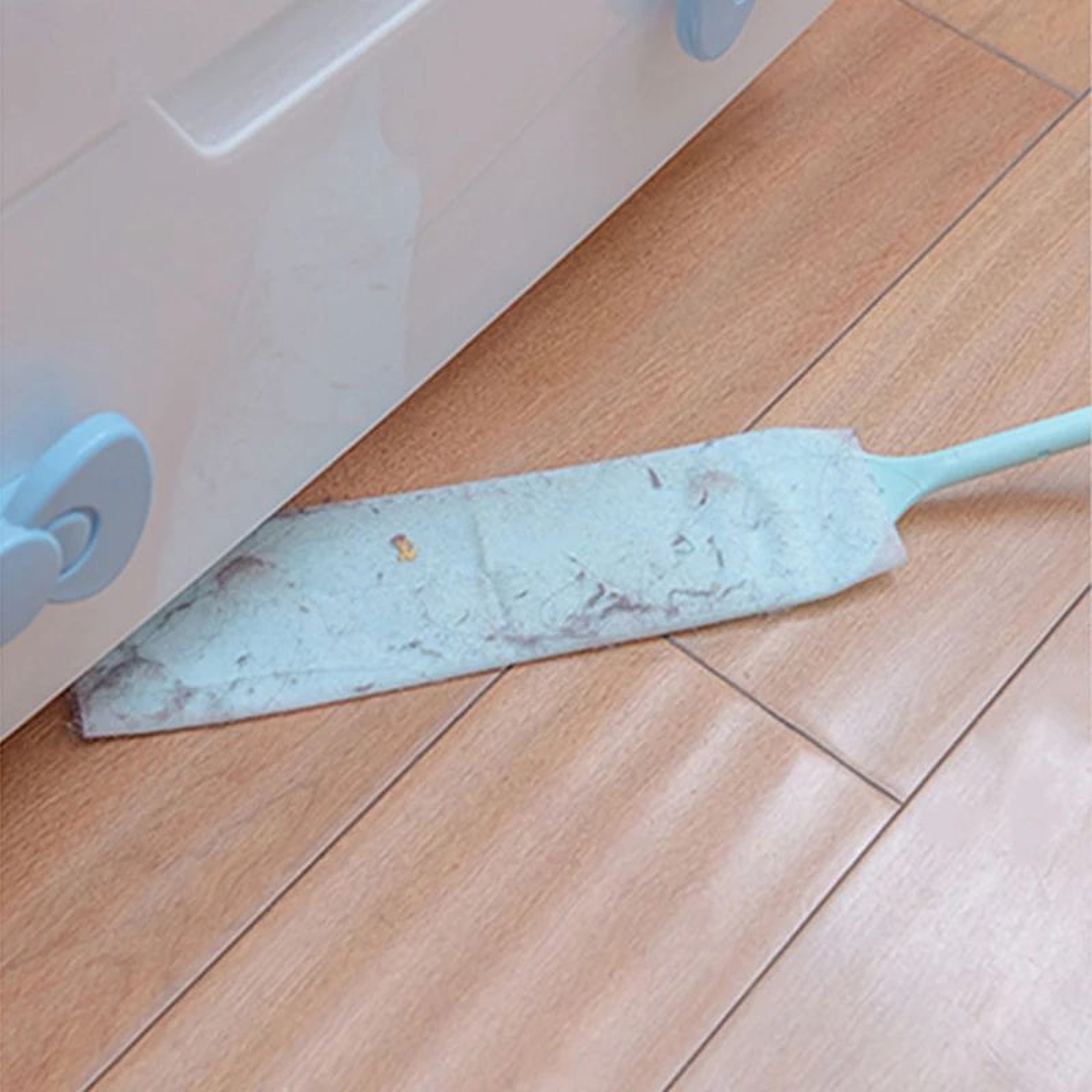 Long Handle Dust Gap Cleaning Brush With 10 Cloth Pads 0