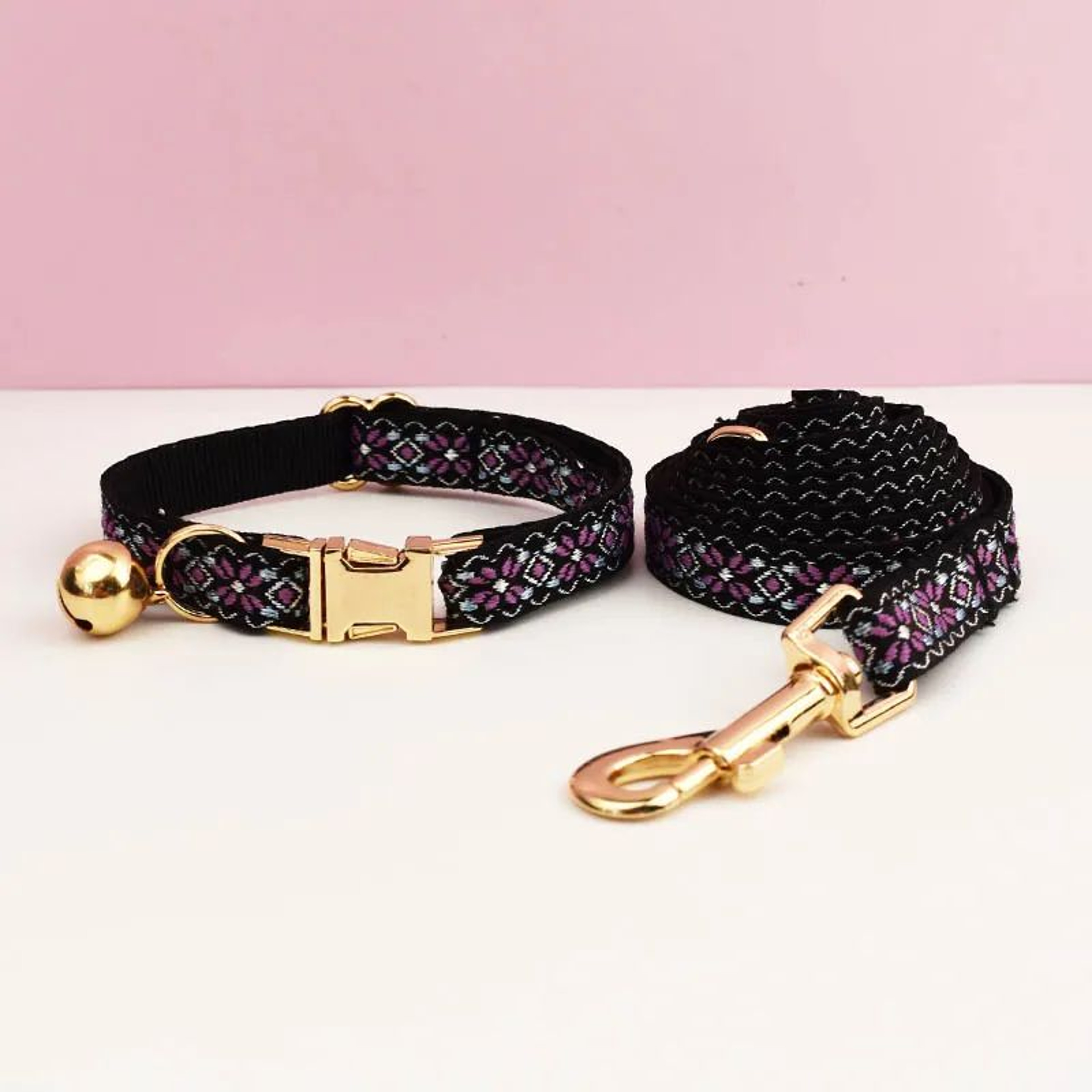 Personalized Cat Collar With Bell And Engraved ID Tag Leash Set 9