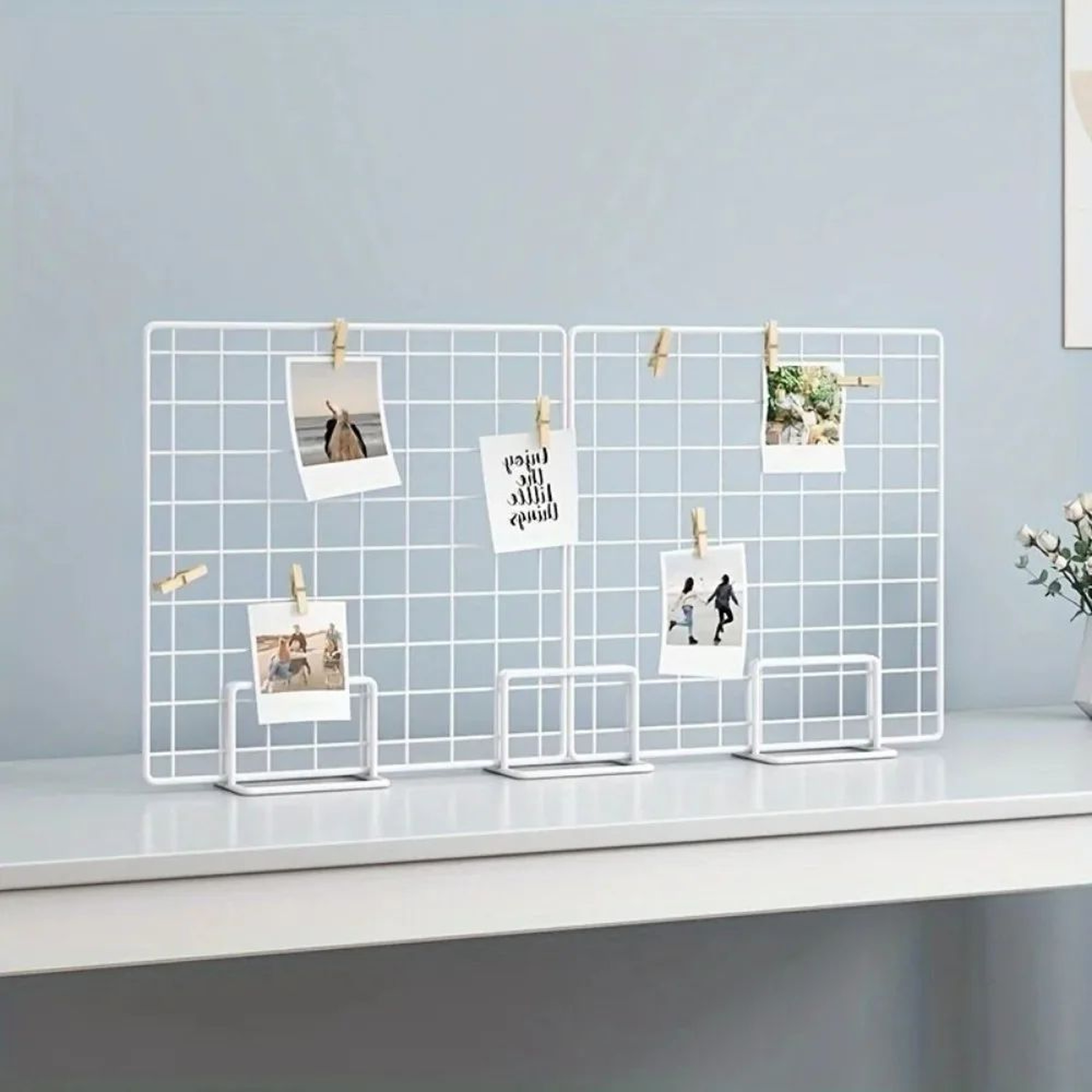 Modern Grid Panel Display Hooks Metal Grid Wall Display Brackets For Photo Art And Jewelry Booths 1