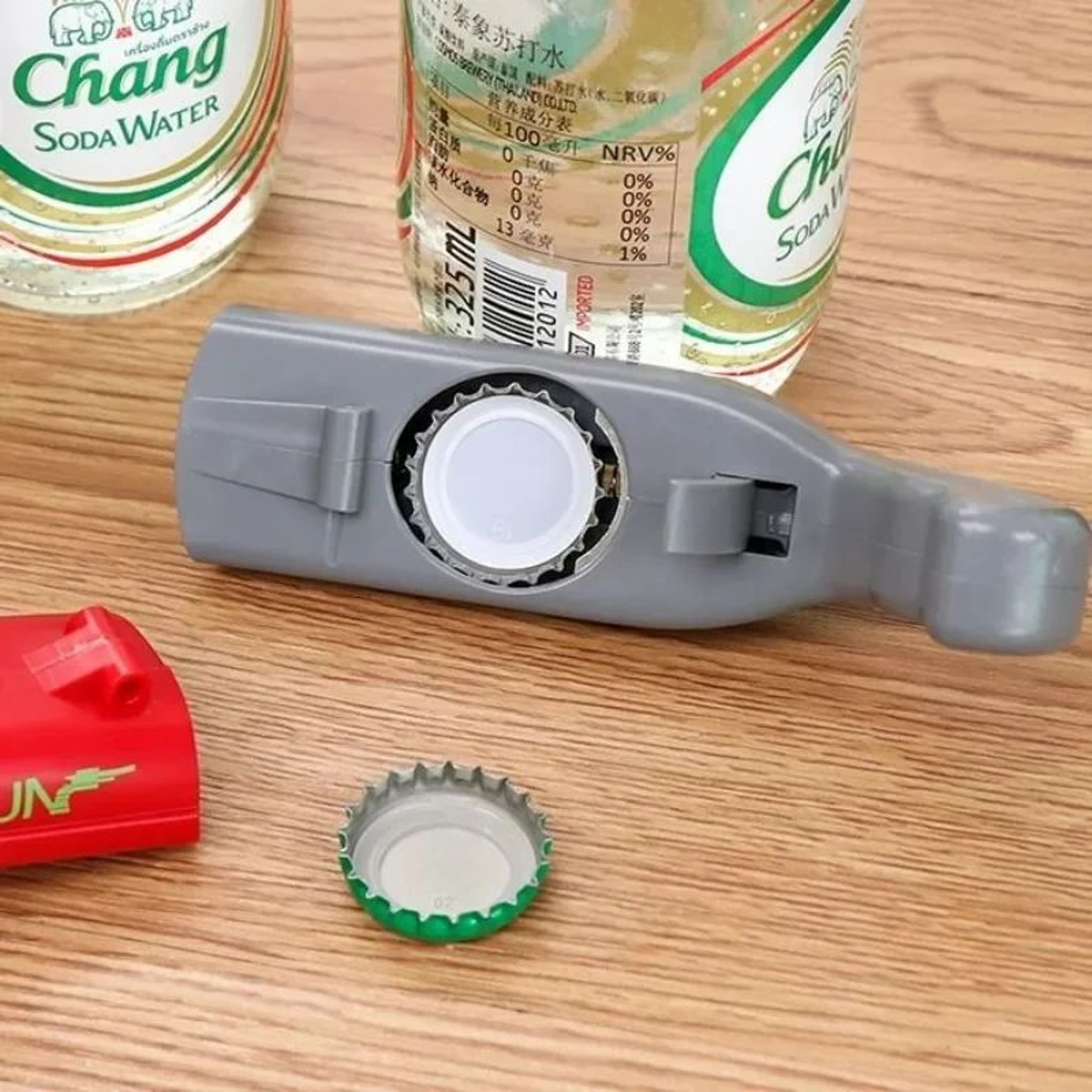 Creative Bottle Cap Launcher Beer Bottle Opener Cap Shooter Game 2