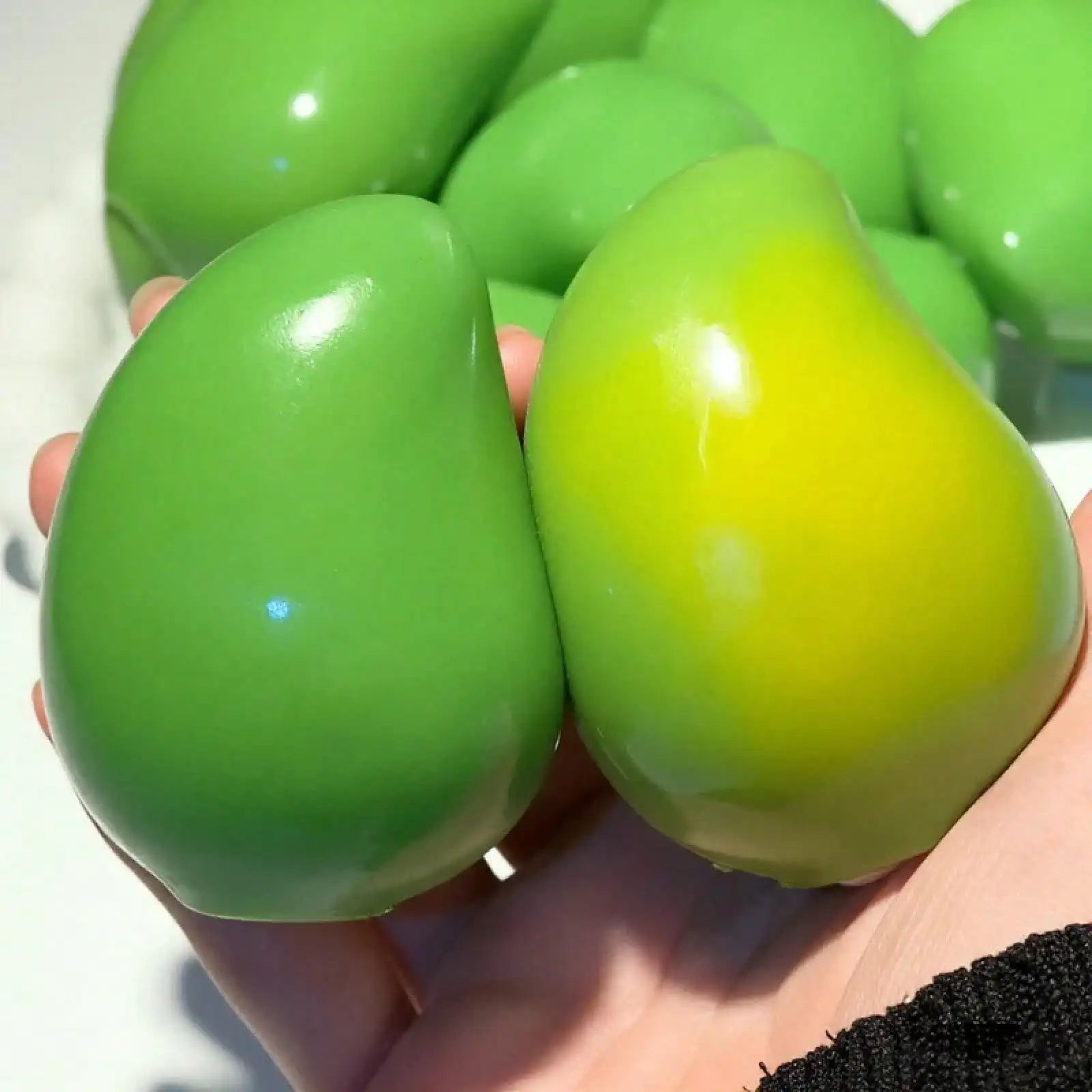 Color Changing Mango Squishy Sensory Stress Relief Toy 2