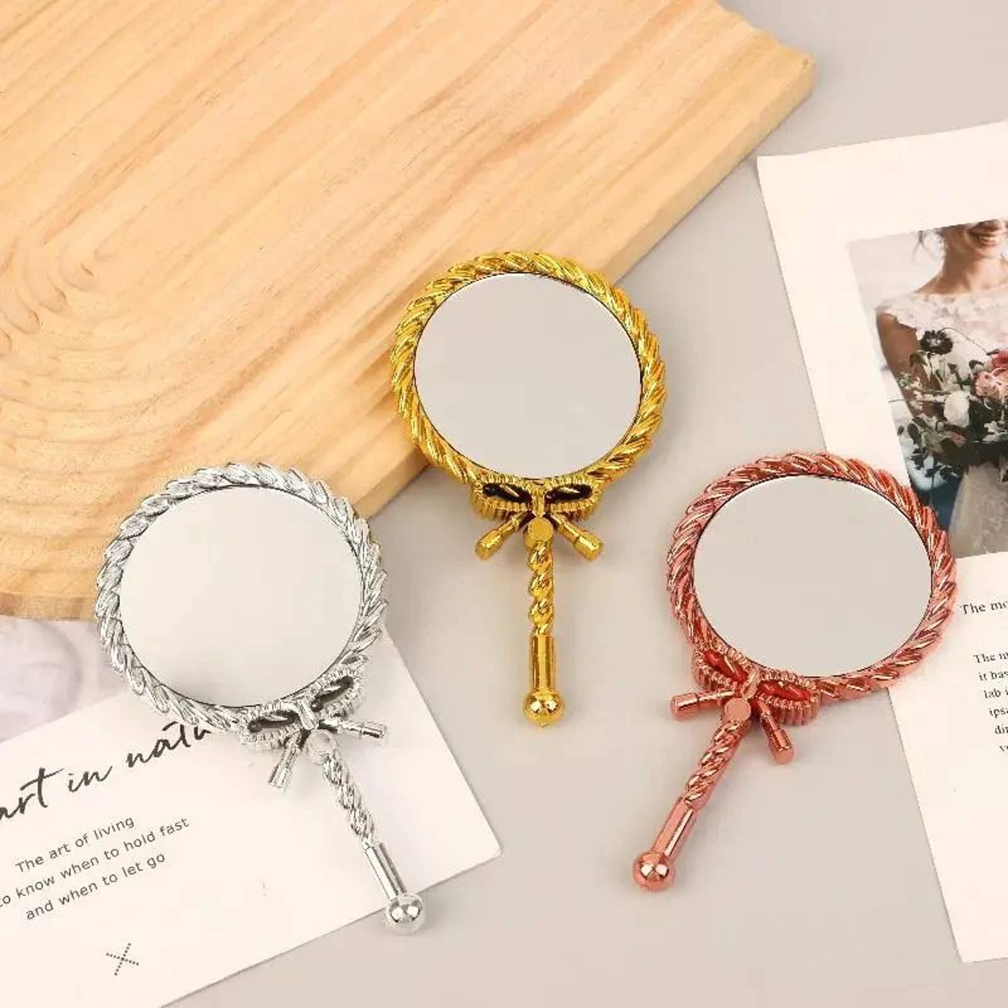 Vintage European Handheld Makeup Mirror Portable Round Cosmetic Vanity Mirror 3