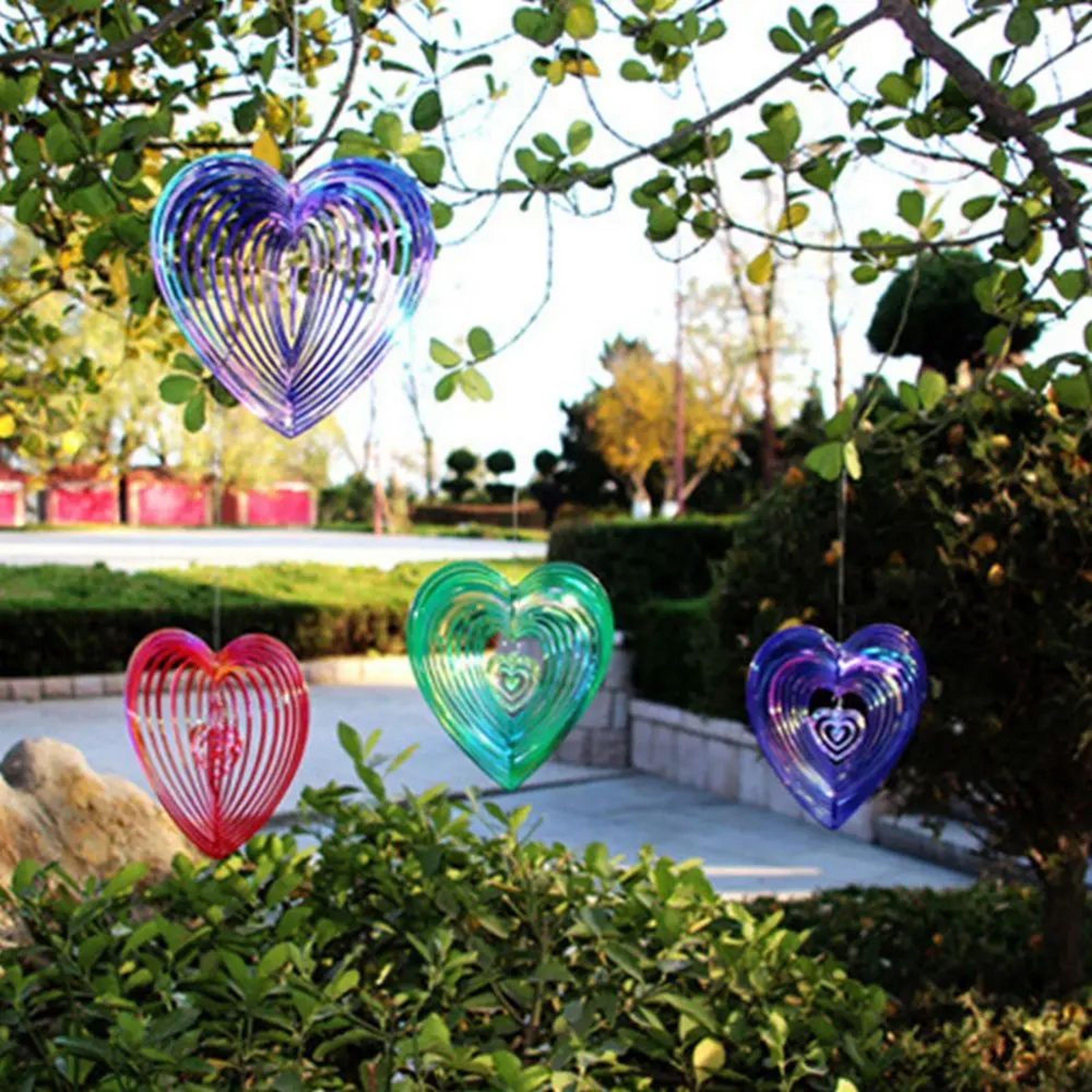 HeartGlow Reflective Wind Spinner Bird Deterrent 2