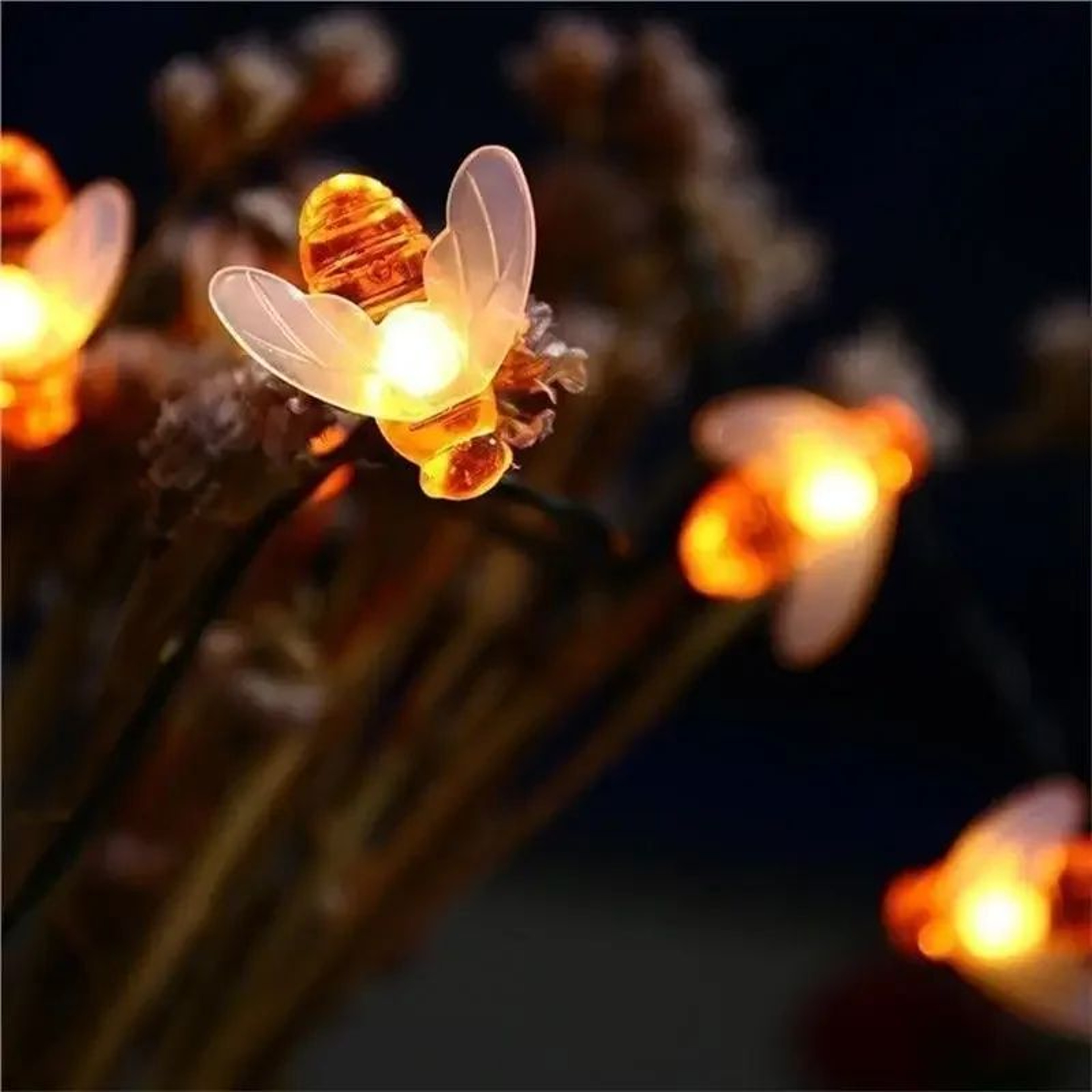 15M 100 LED Bumblebee String Lights 3000K Warm White Battery Powered Outdoor Garden Decor 4