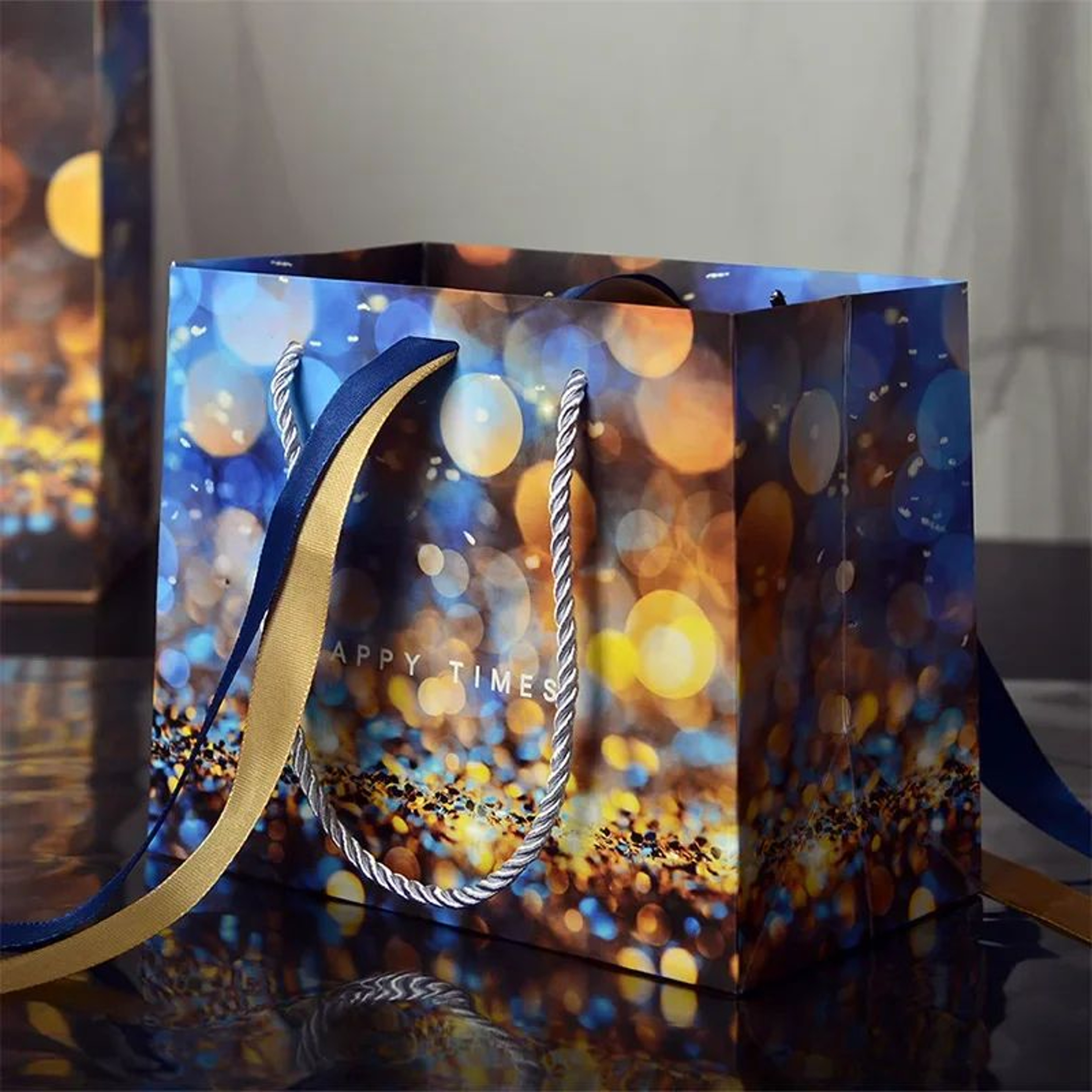 20PCS Star Design Paper Gift Bags For Birthdays Parties And Holidays 4