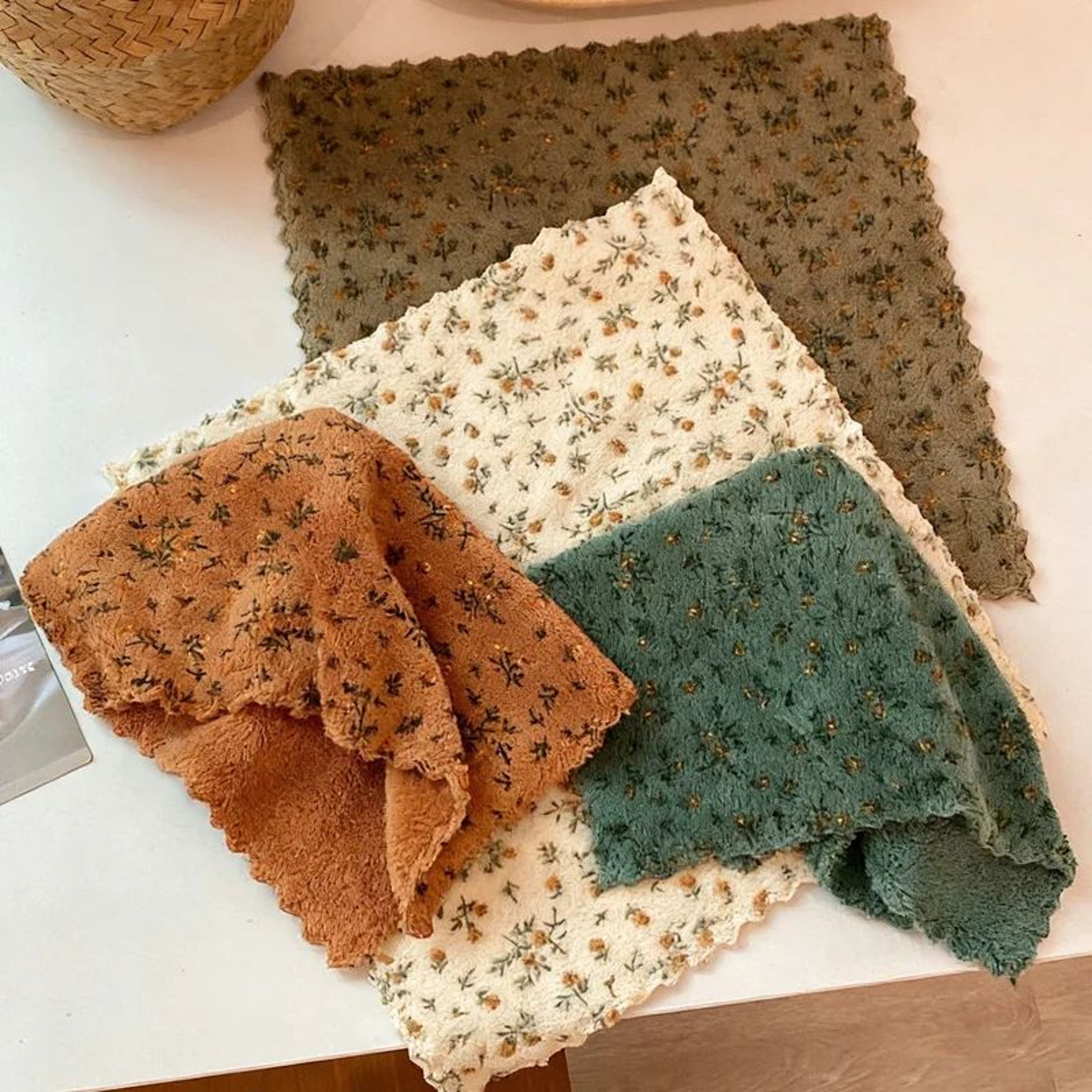 4PCS Floral QuickDry Reusable Kitchen Cleaning Cloths 4