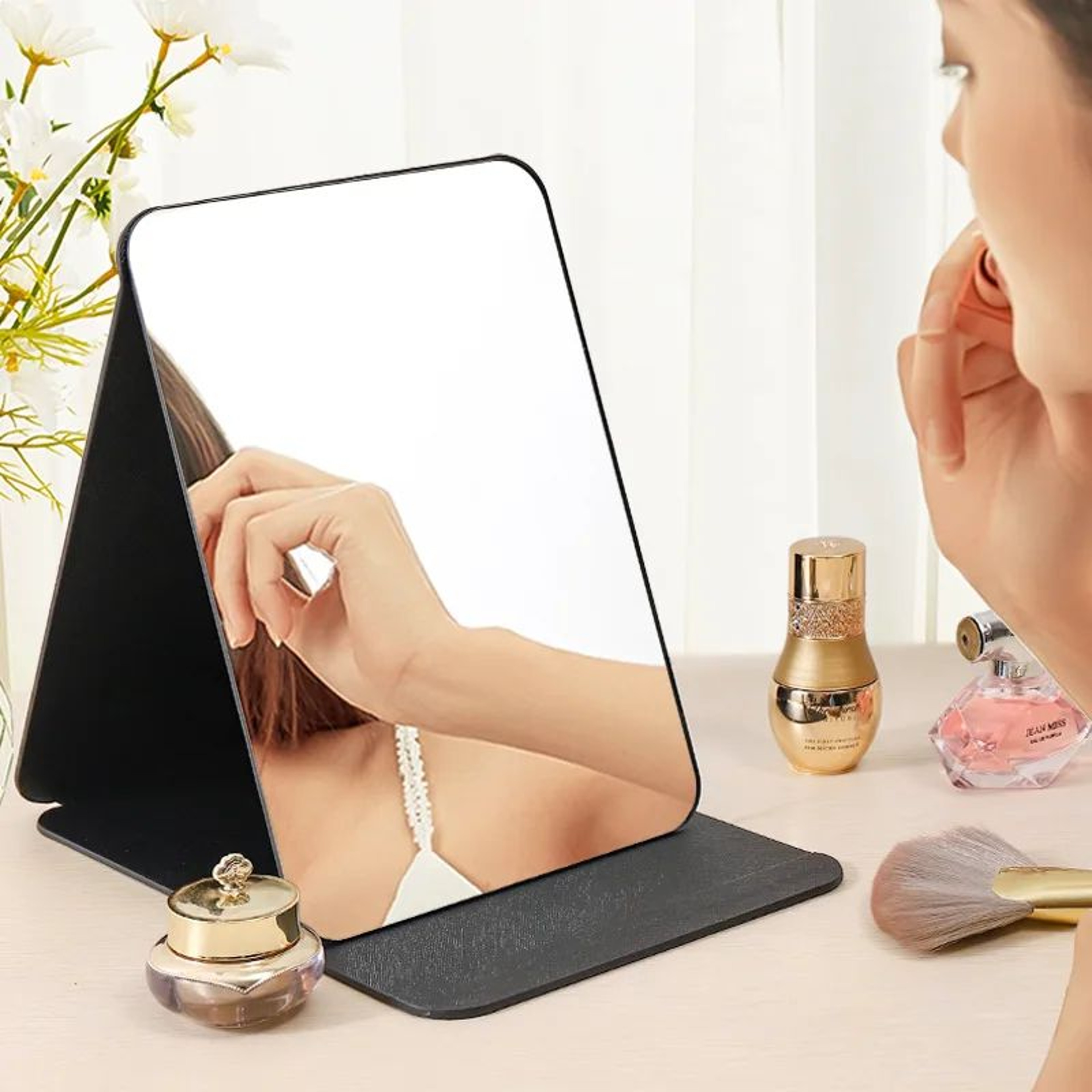 Portable Folding Makeup Mirror Compact Desktop Vanity Mirror For Travel And Daily Grooming 5