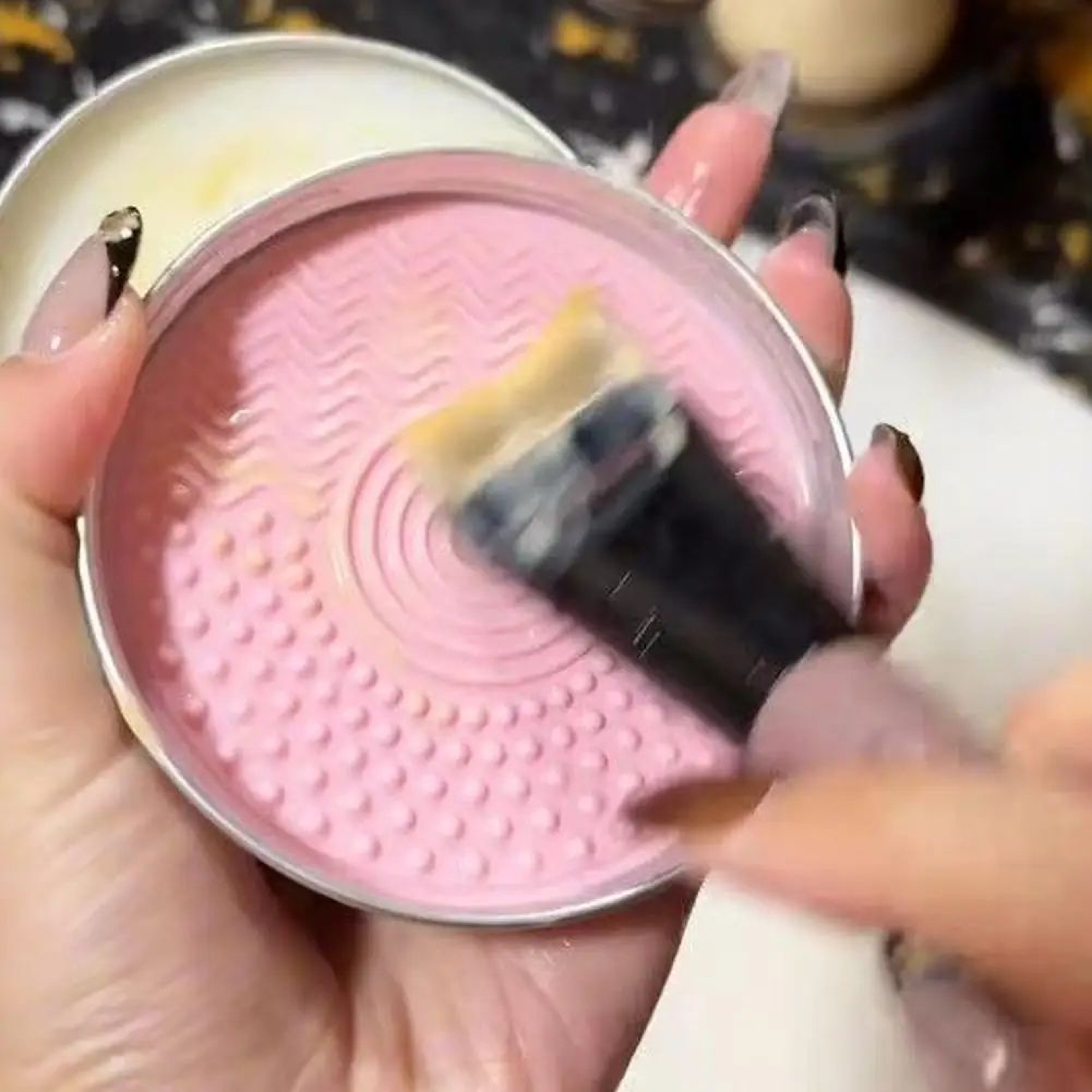 Natural Makeup Brush Cleaner Soap With Textured Cleaning Surface For Brushes And Beauty Tools 1