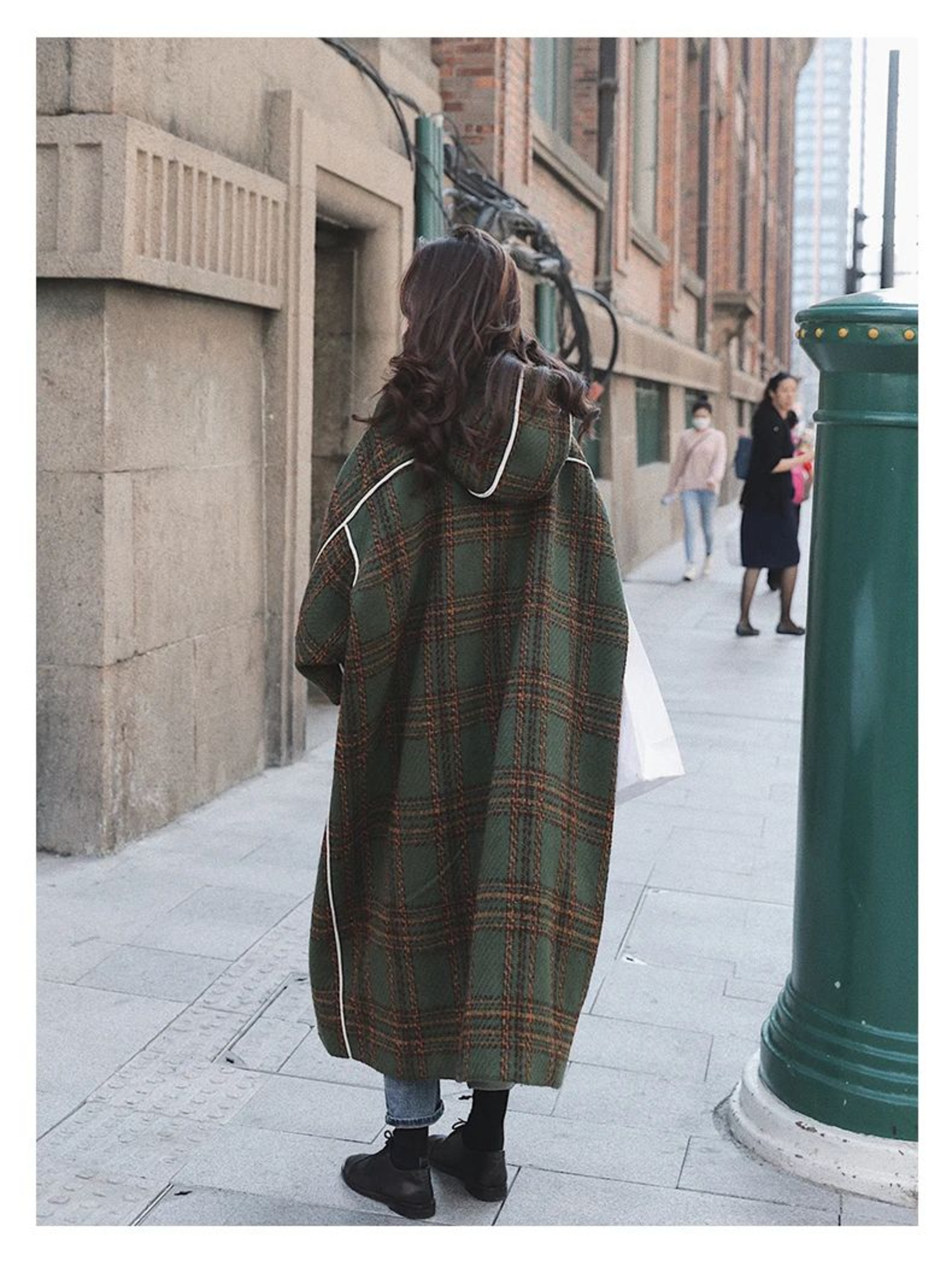 Womens Oversized Hooded Wool Blend Plaid Patchwork Long Winter Coat 3