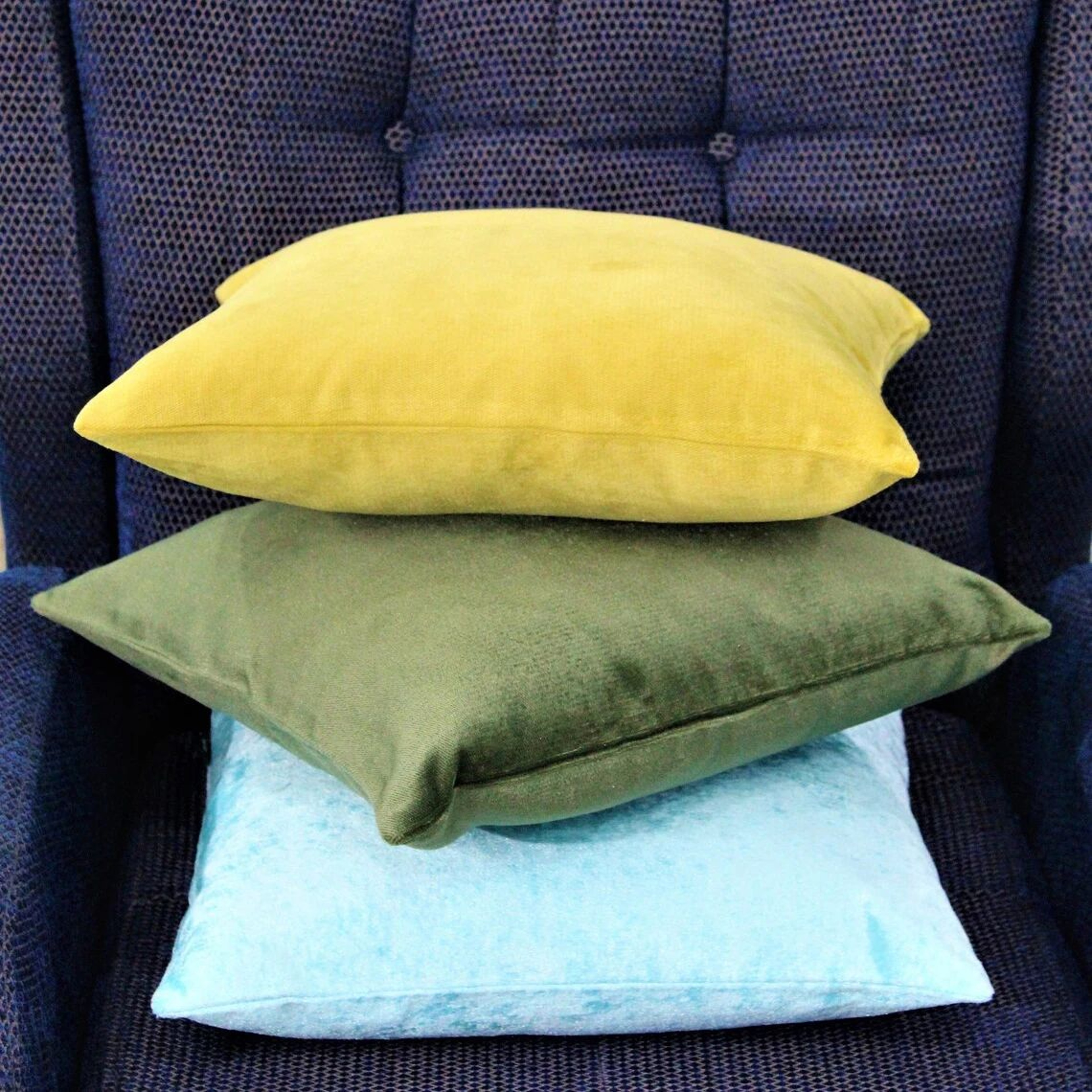 Soft Velvet Throw Pillow Covers For Sofa And Living Room Decor 1