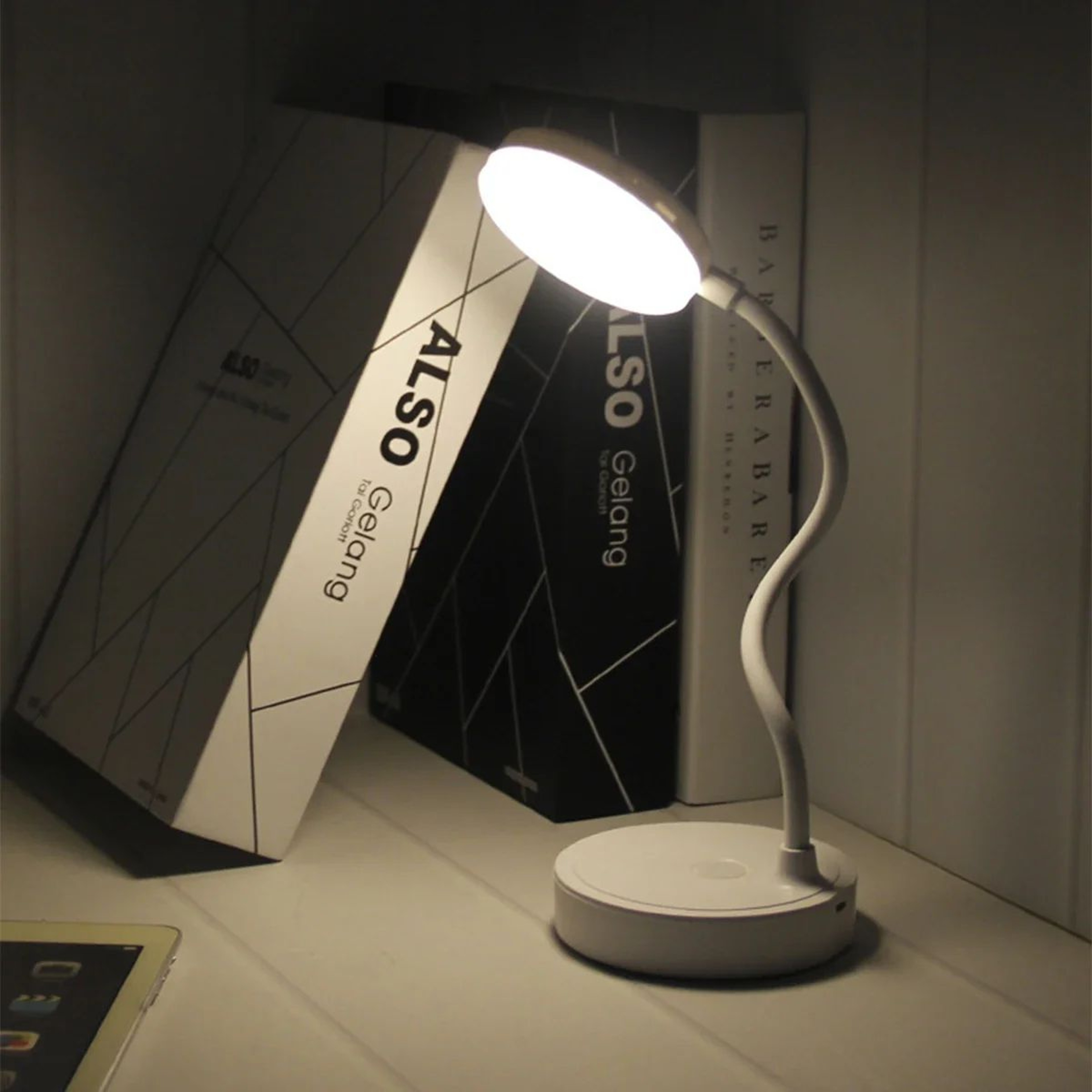 USB LED Desk Lamp With 3 Color Modes Stepless Dimming And Portable Bedside Lighting 2