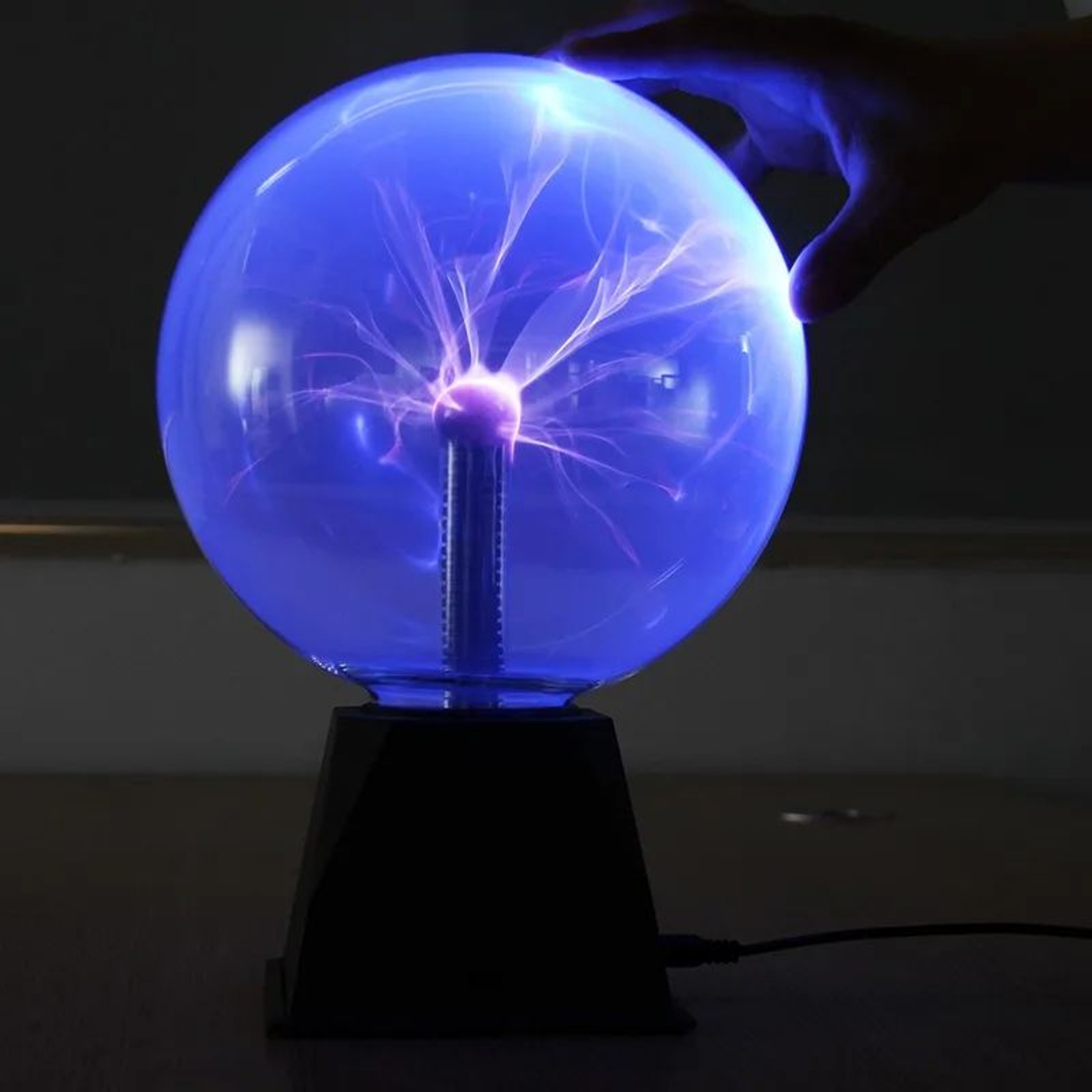 TouchSensitive Plasma Ball Lamp Interactive Electric Night Light For Bedroom And Party Decor 5