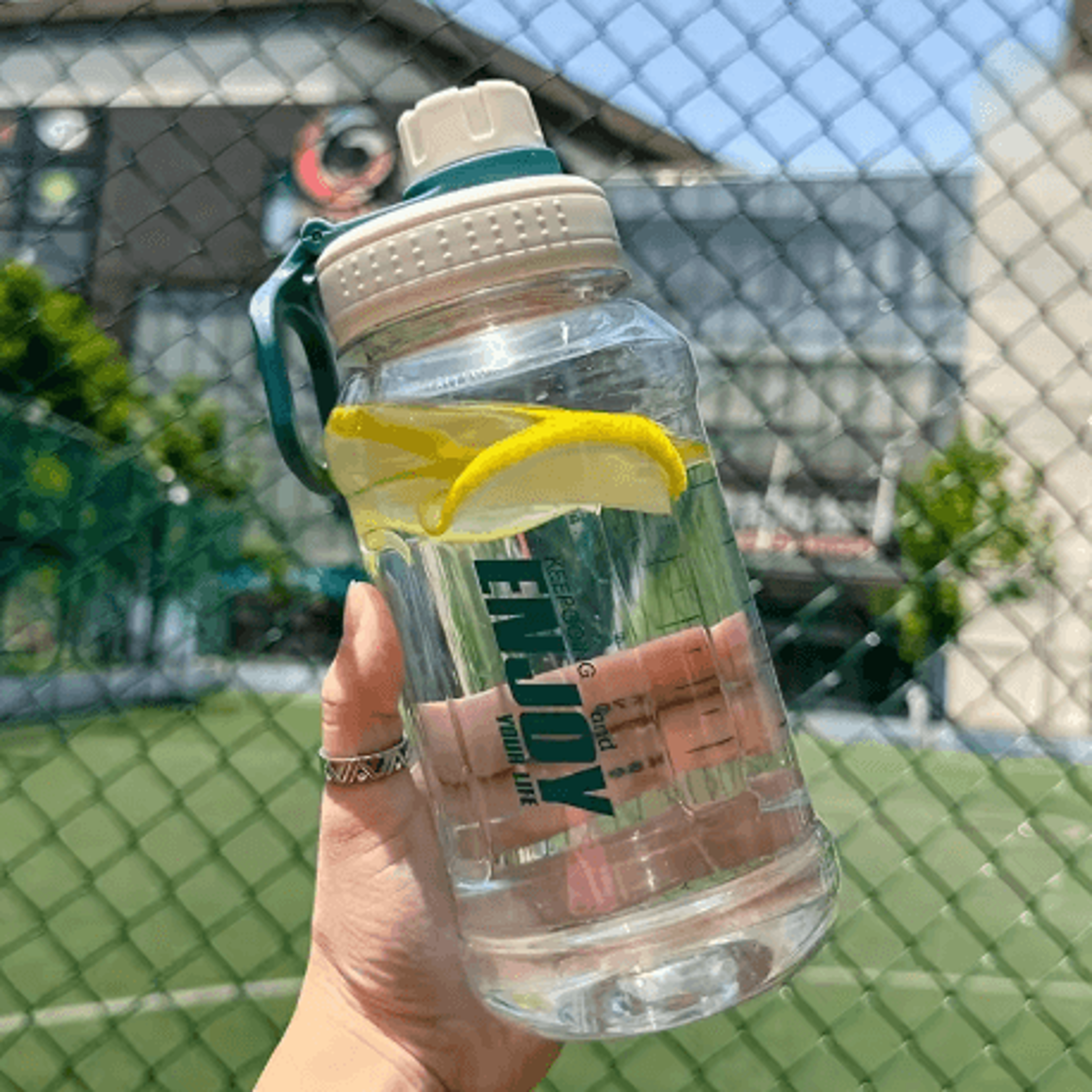 1 Liter Large Capacity Sports Water Bottle BPA Free Plastic Gym And Outdoor Drinking Bottle With Li 3