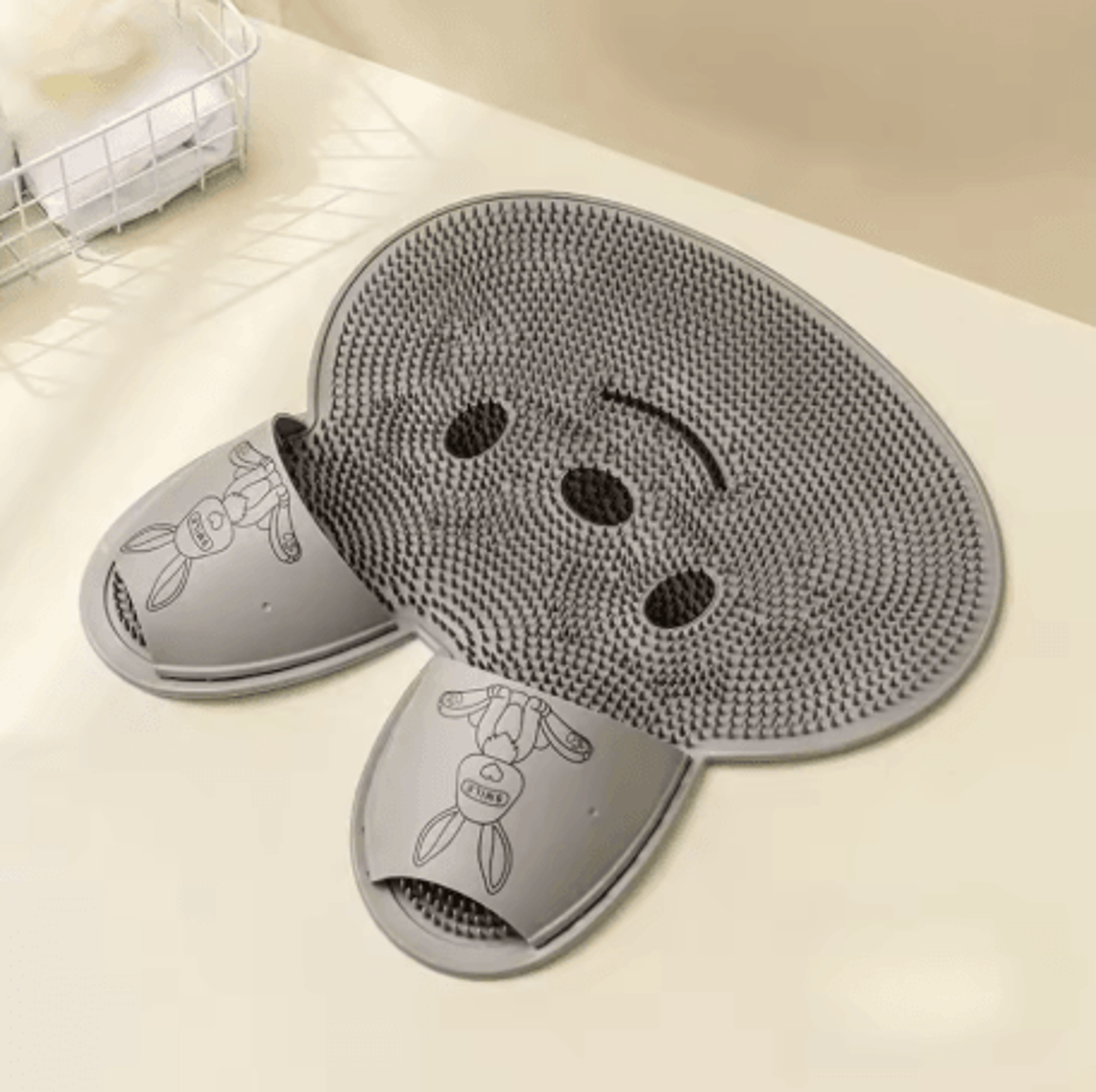 Silicone Rabbit Foot Washing Massage Mat Non Slip Shower Foot Scrubber For Dead Skin Removal 6