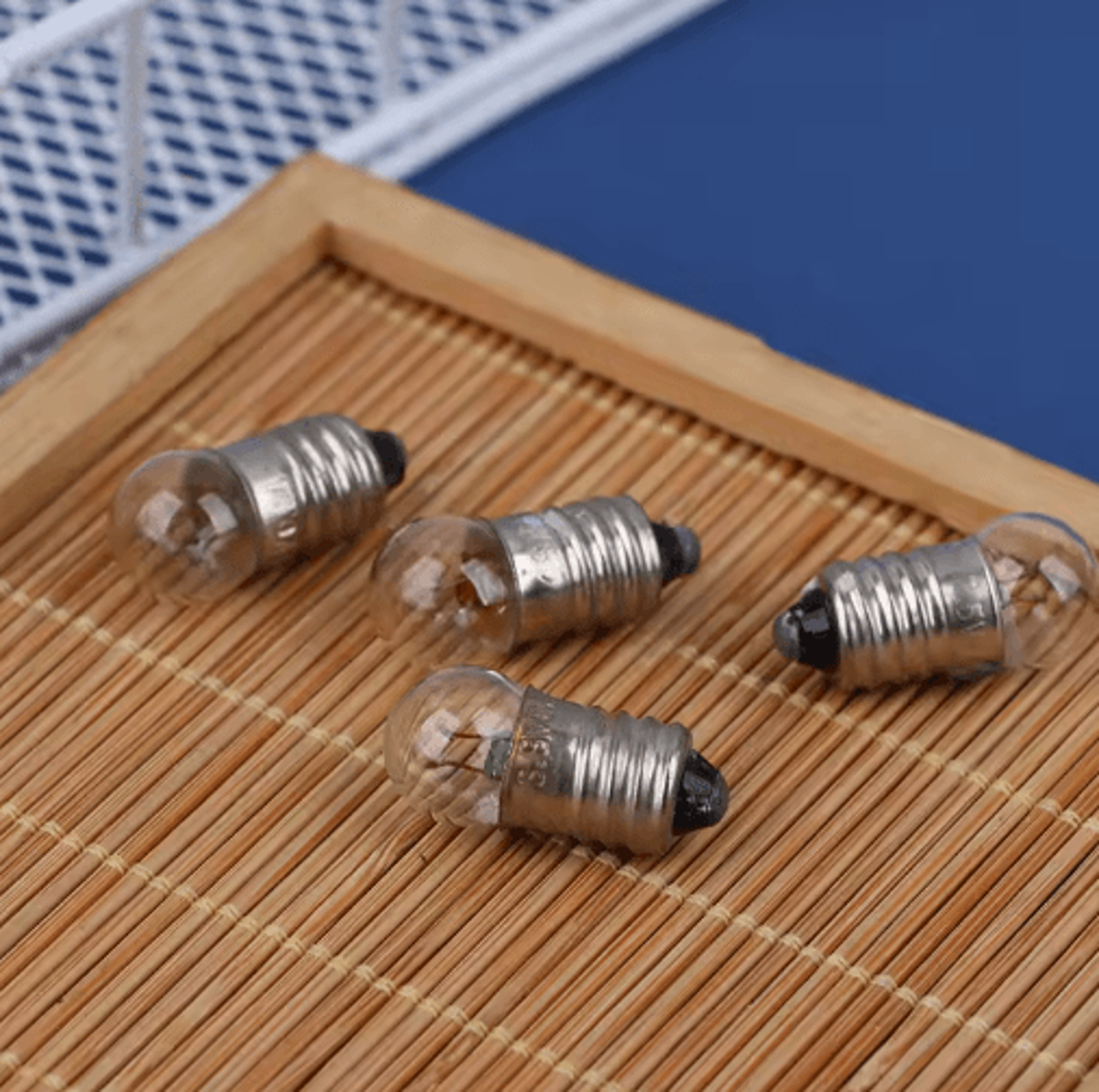 10PCS Miniature Light Bulbs 15V 25V 38V Small Round Bulbs For Student Experiments 5