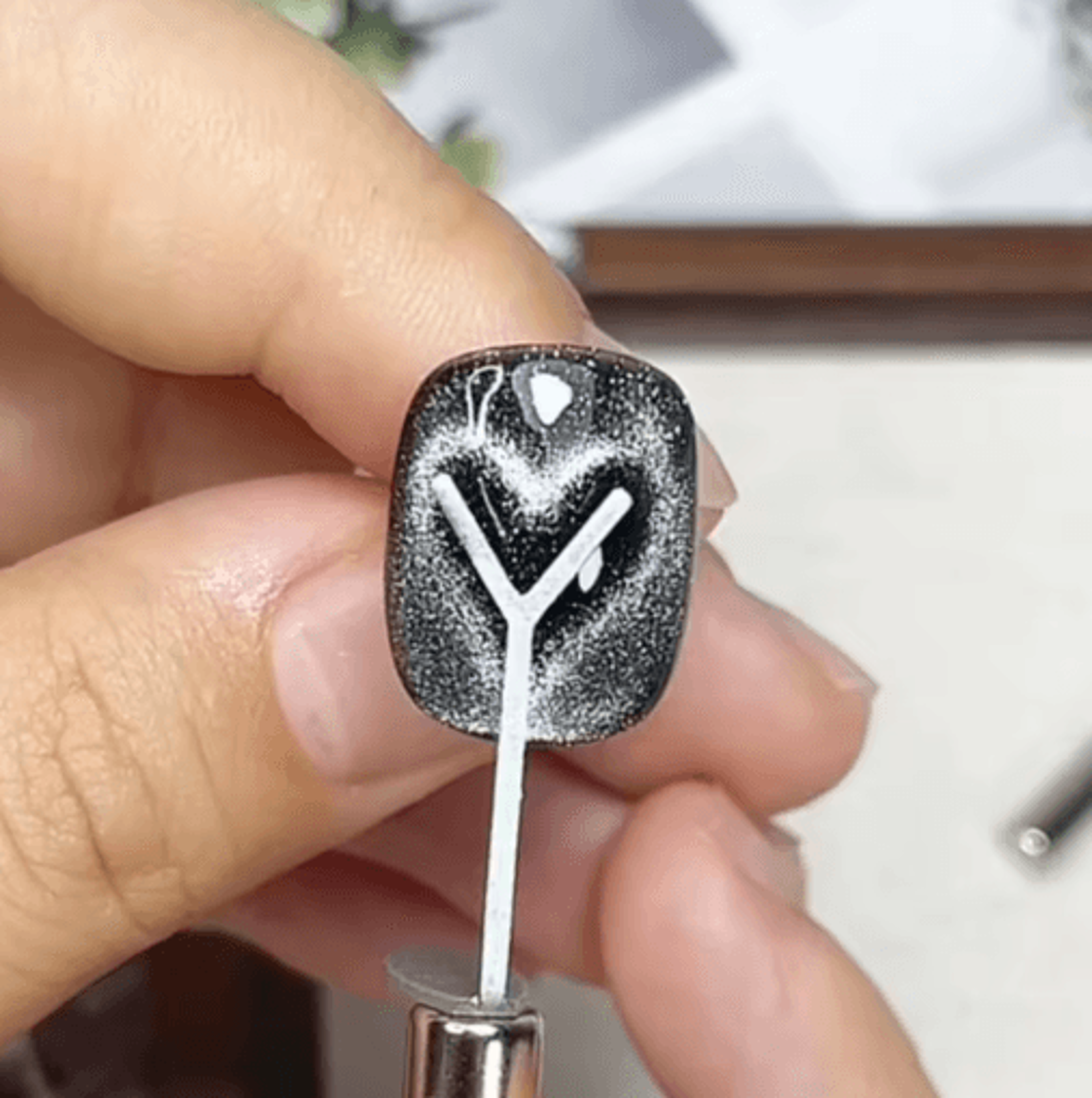DIY Nail Art Magnet Set Strong Cats Eye Magnetic Rod With Heart Shaped Design 14