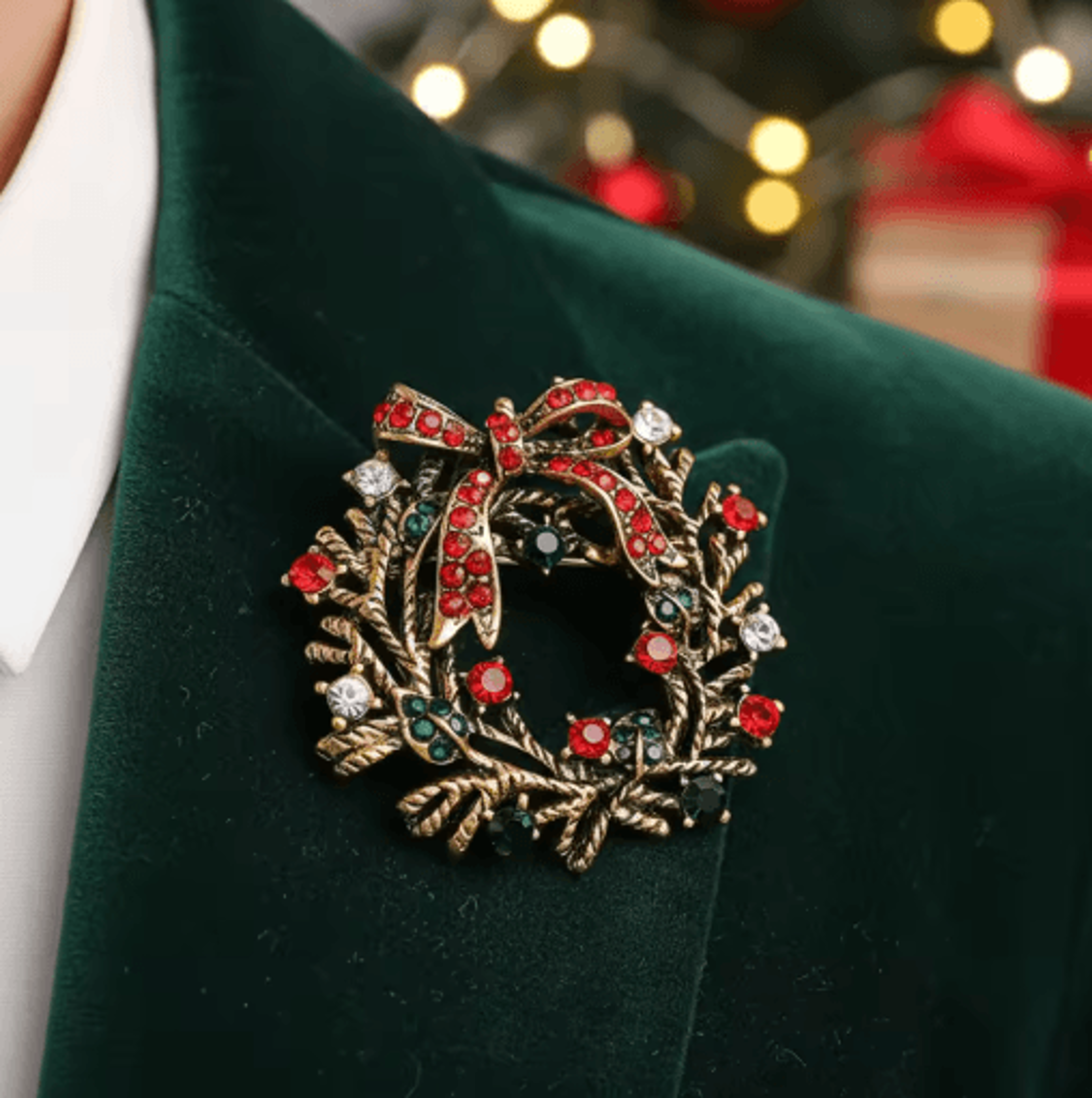 Vintage Alloy Santa Claus Brooch Christmas Tree Metal Pin Badge For Clothing Hats And Bags 4 Styles 9