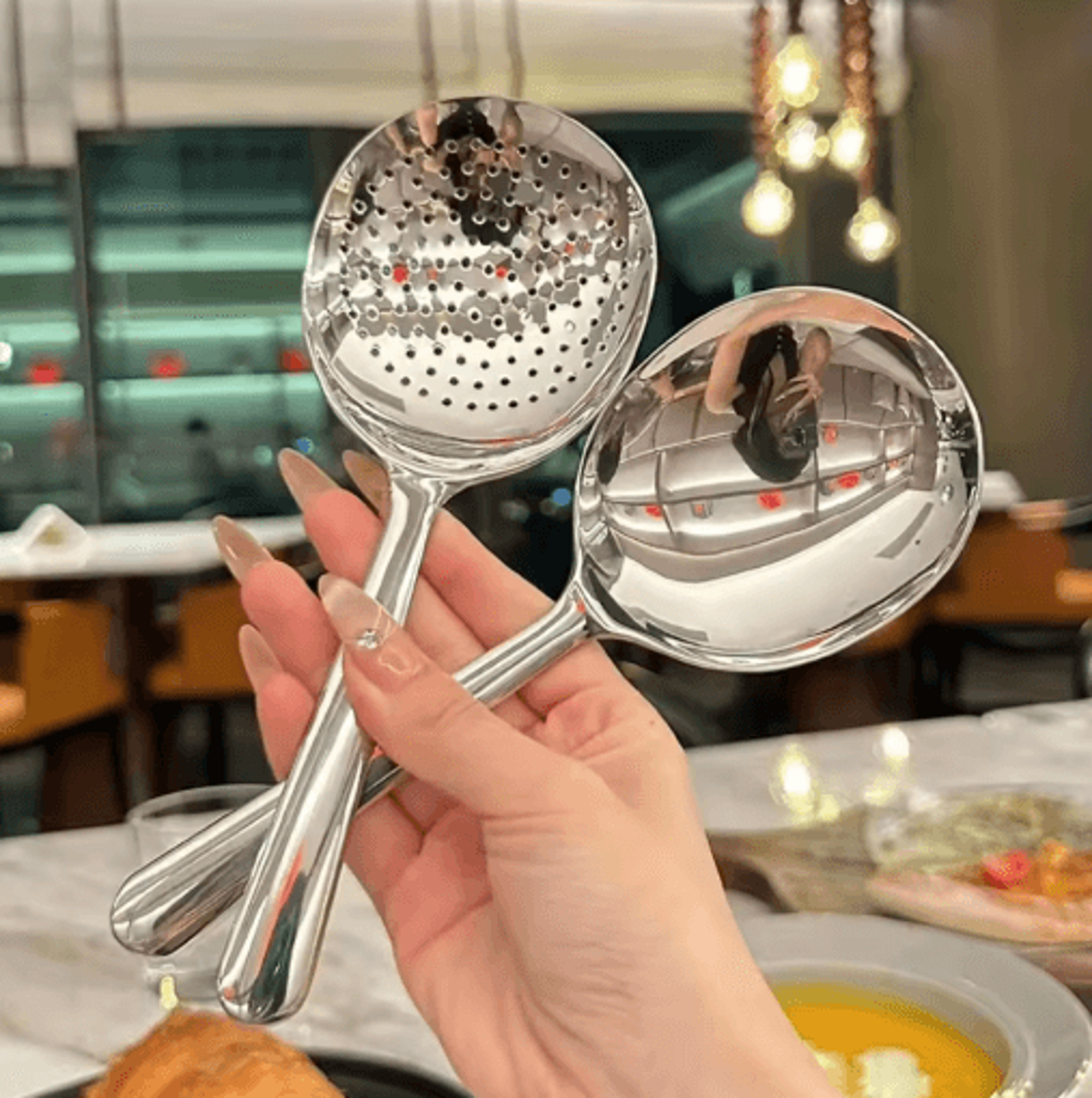 Heavy Duty Stainless Steel Kitchen Ladle Heat Resistant Serving Spoon With Drain Hole 0