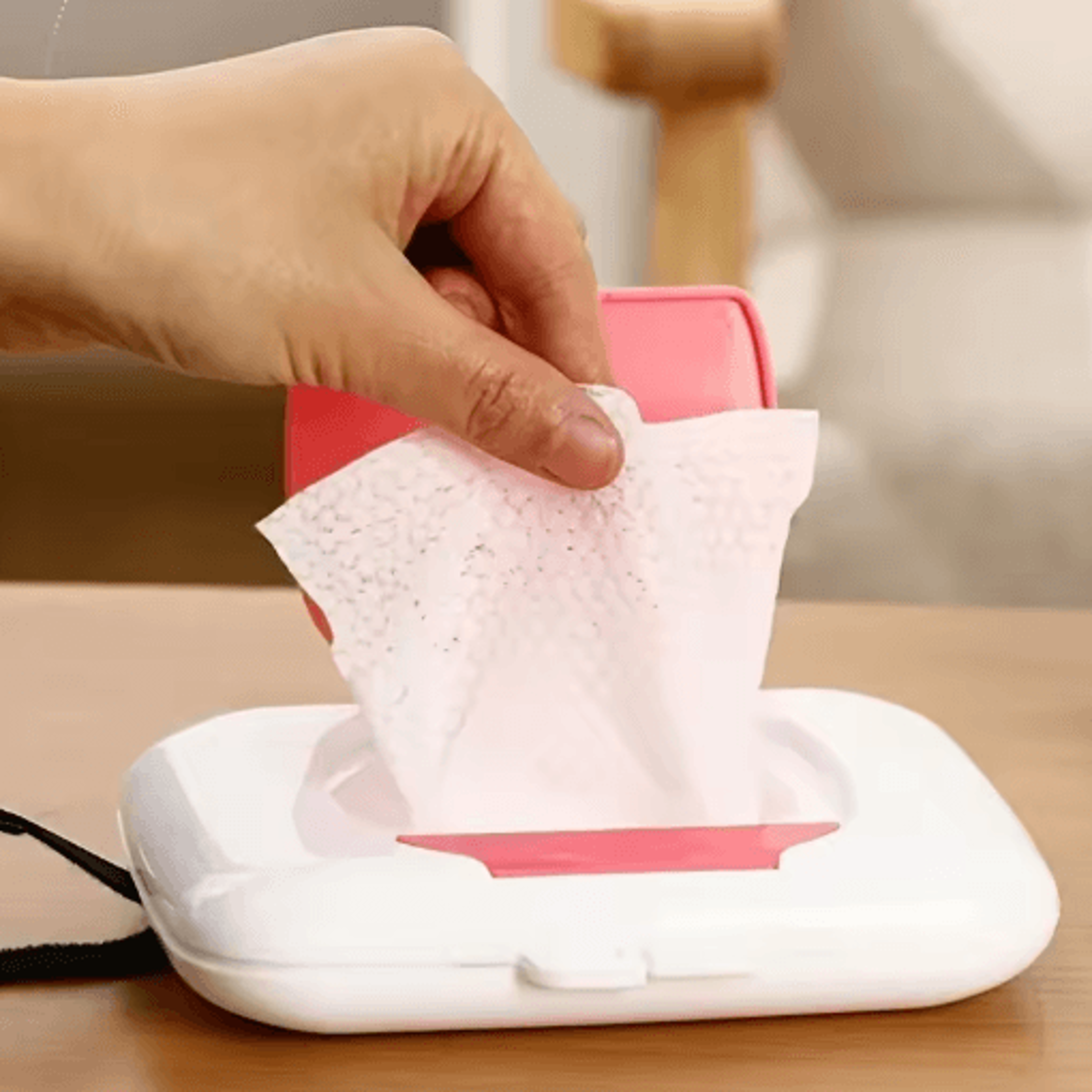 Refillable Wipes Dispenser Reusable Baby Wet Wipe Holder For Home And Travel 0