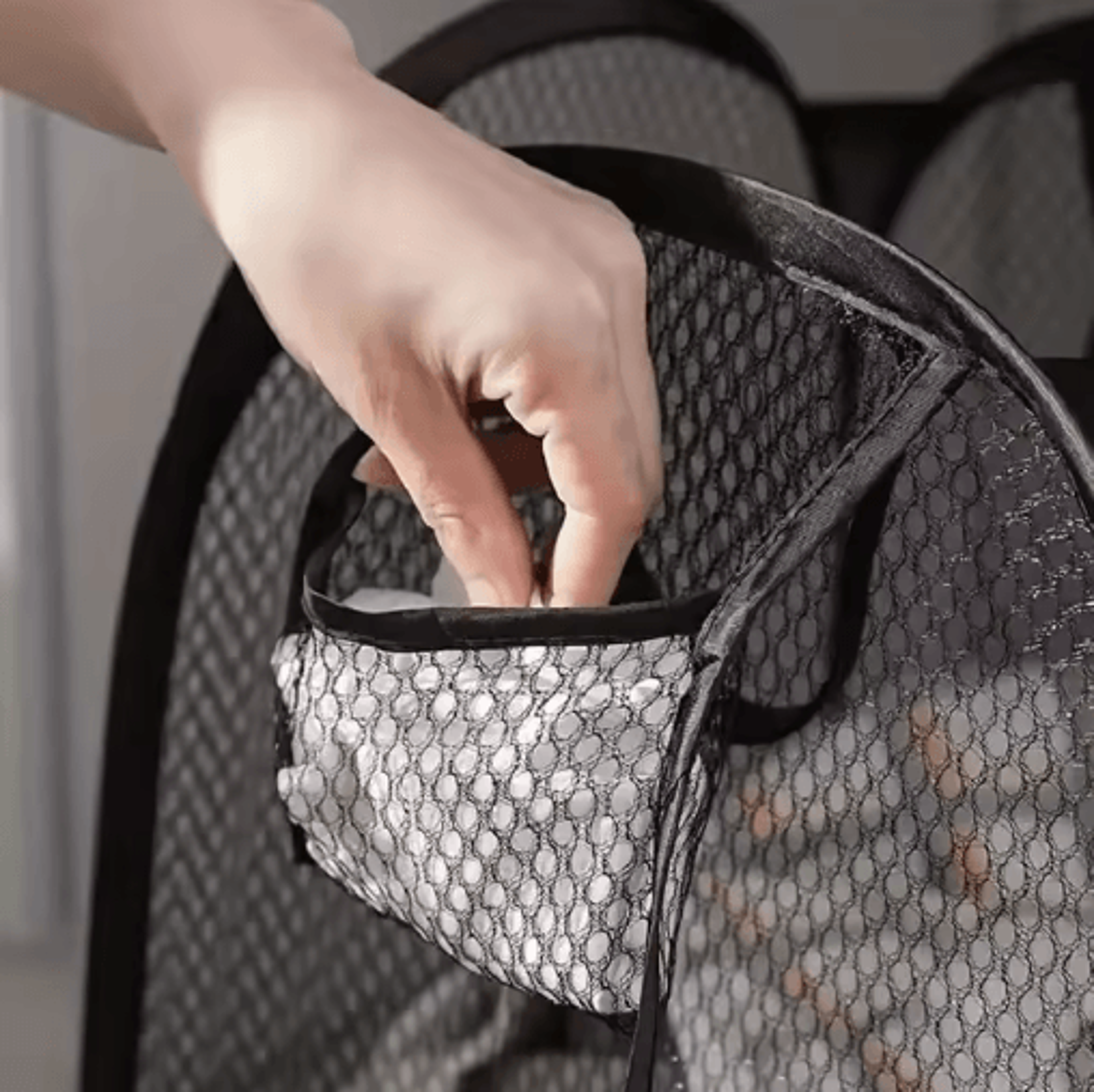 Mesh Pop Up Laundry Basket Foldable Large Capacity Dirty Clothes Storage Basket 7