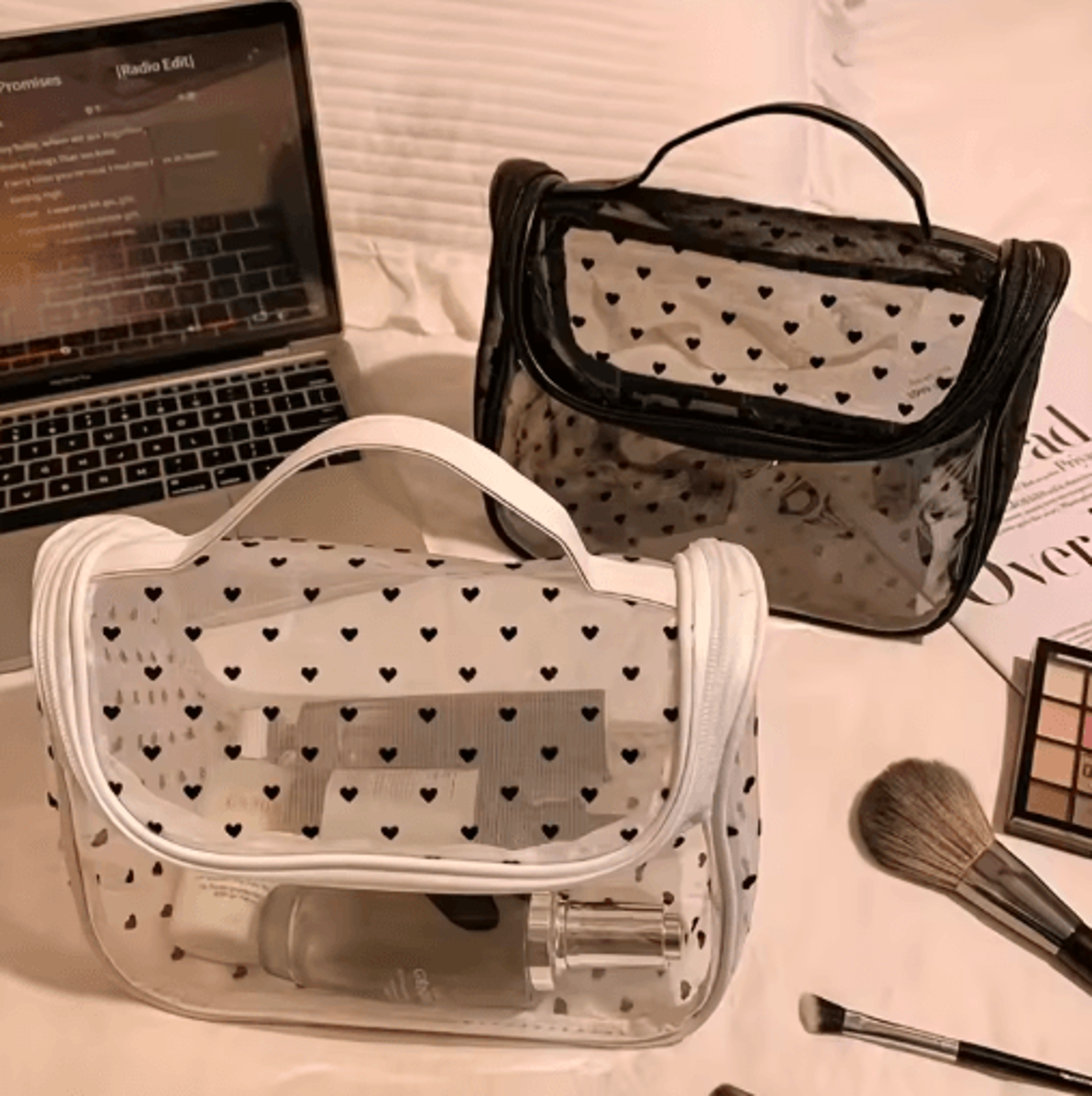 LargeCapacity Heart Mesh Makeup Bag  Frosted Transparent Cosmetic Travel Pouch 0