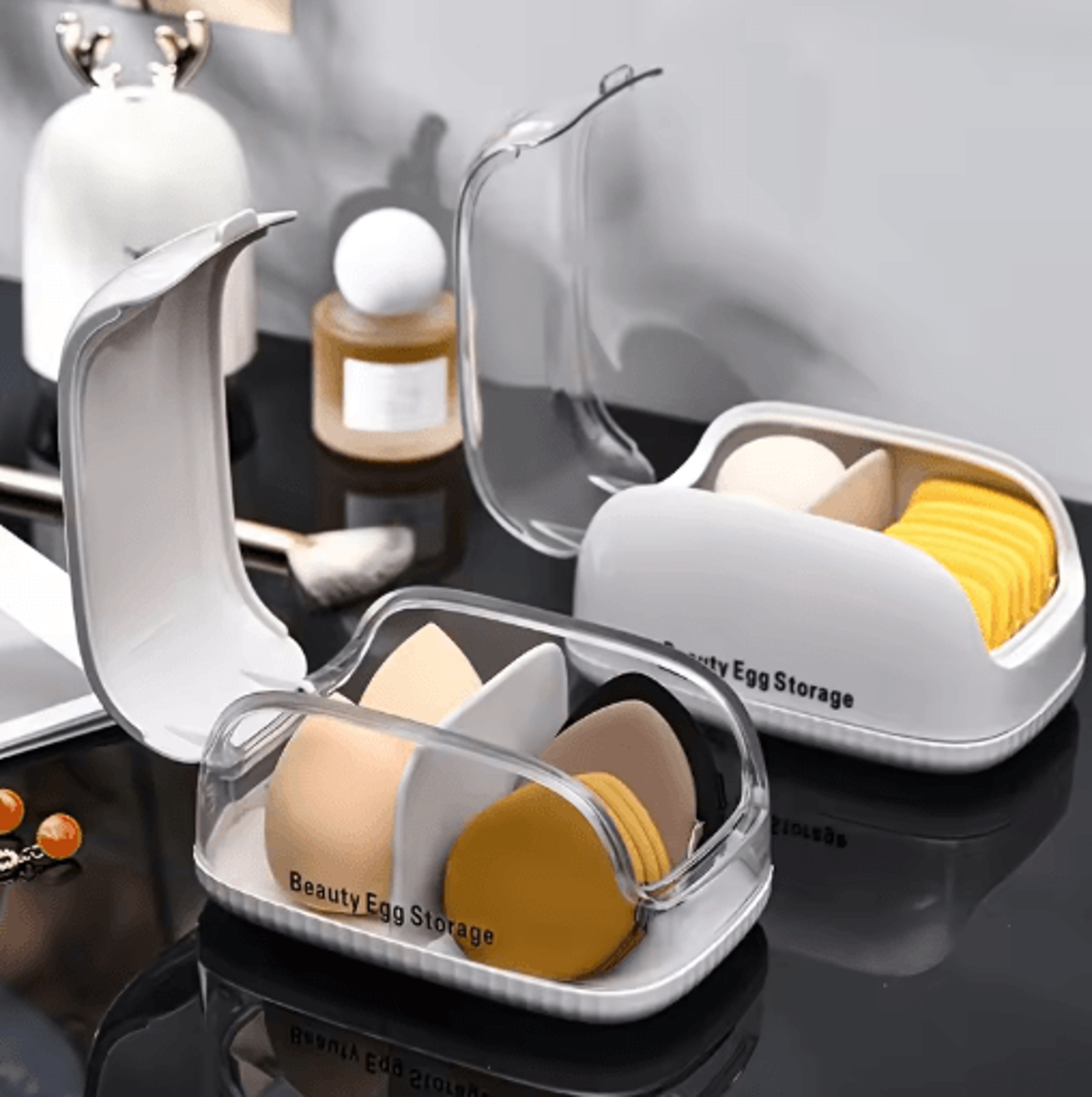 Transparent Makeup Sponge Holder  Dustproof Plastic Beauty Organizer With Lid 0