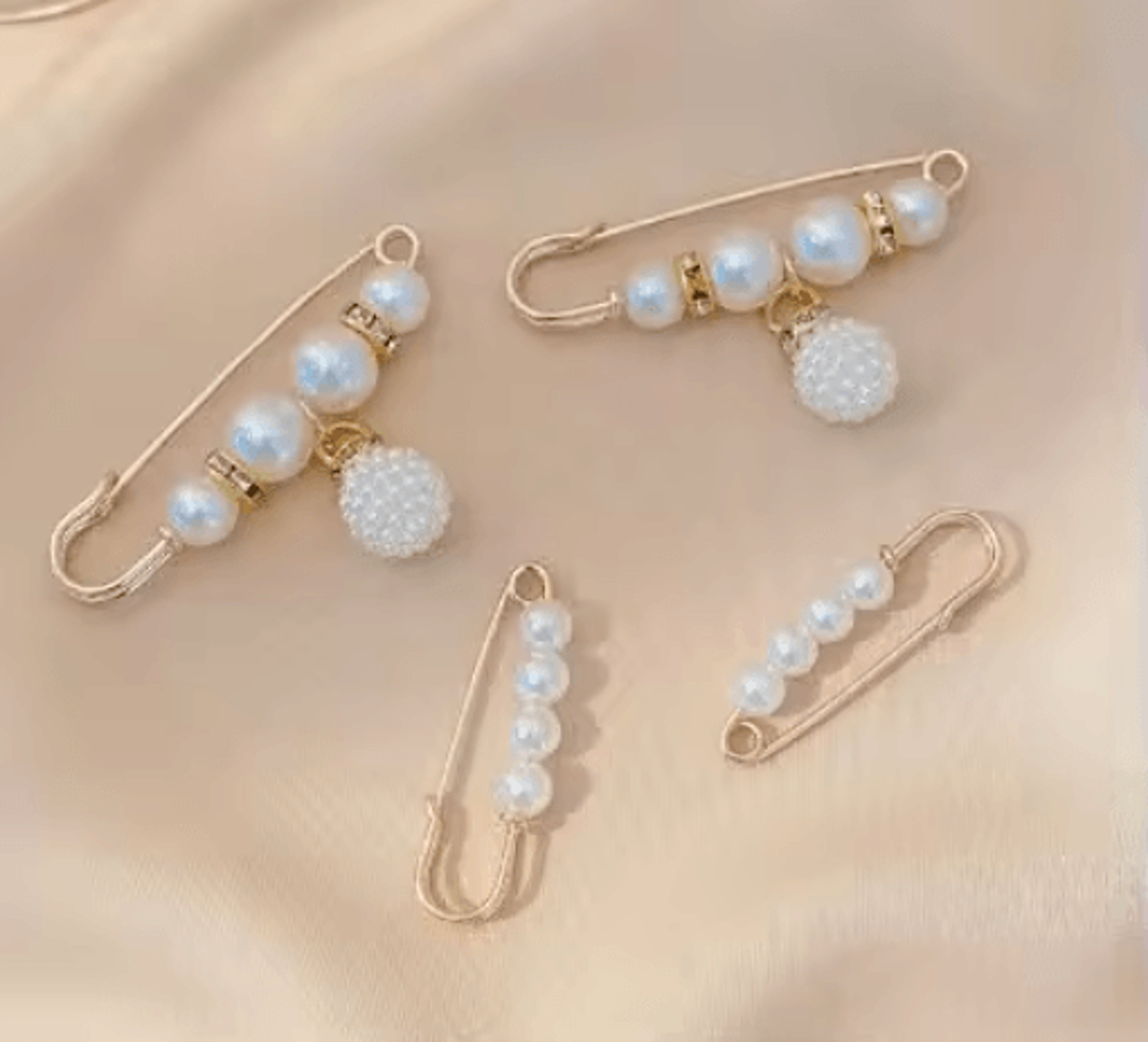 4Piece Pearl Waist Adjustment Buckle Set  Decorative Clothing Extenders 5