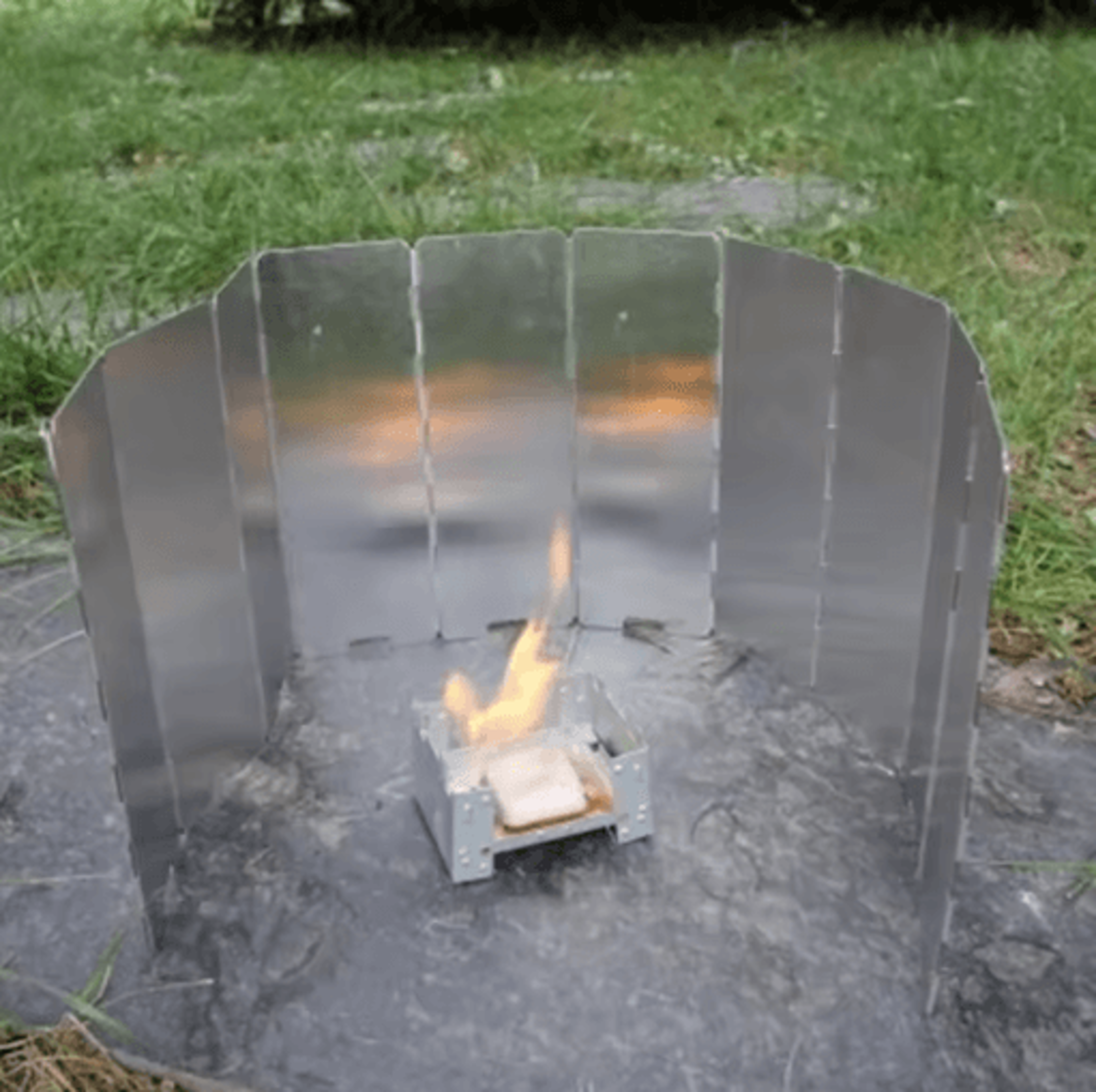 Aluminum Alloy Camping Stove Windscreen Windproof Gas Stove Shield For Outdoor Cooking 0