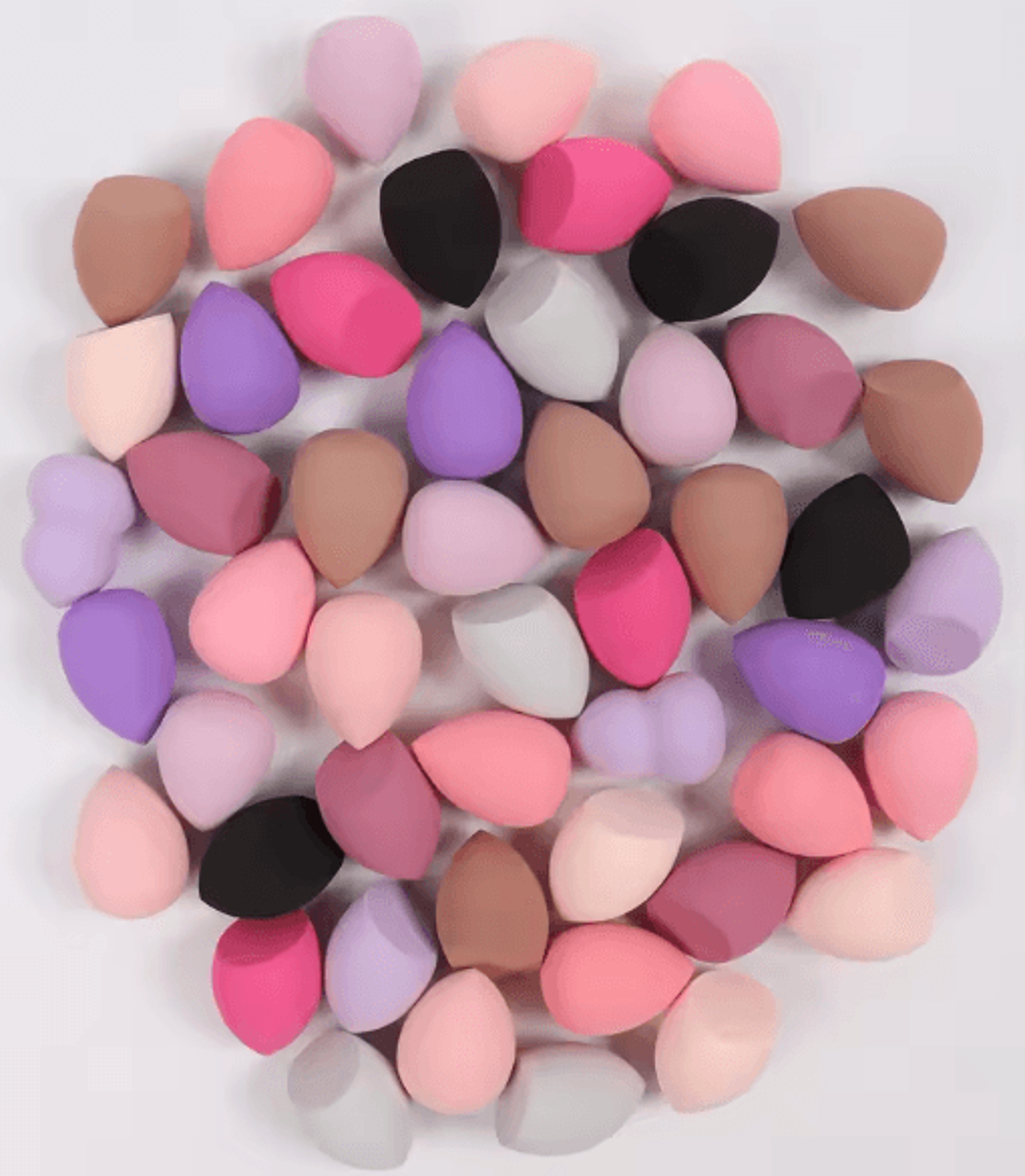 Medium Beauty Makeup Sponges Set  Random Shapes  Colors For Liquid Cream  Powder 660 Pcs 0