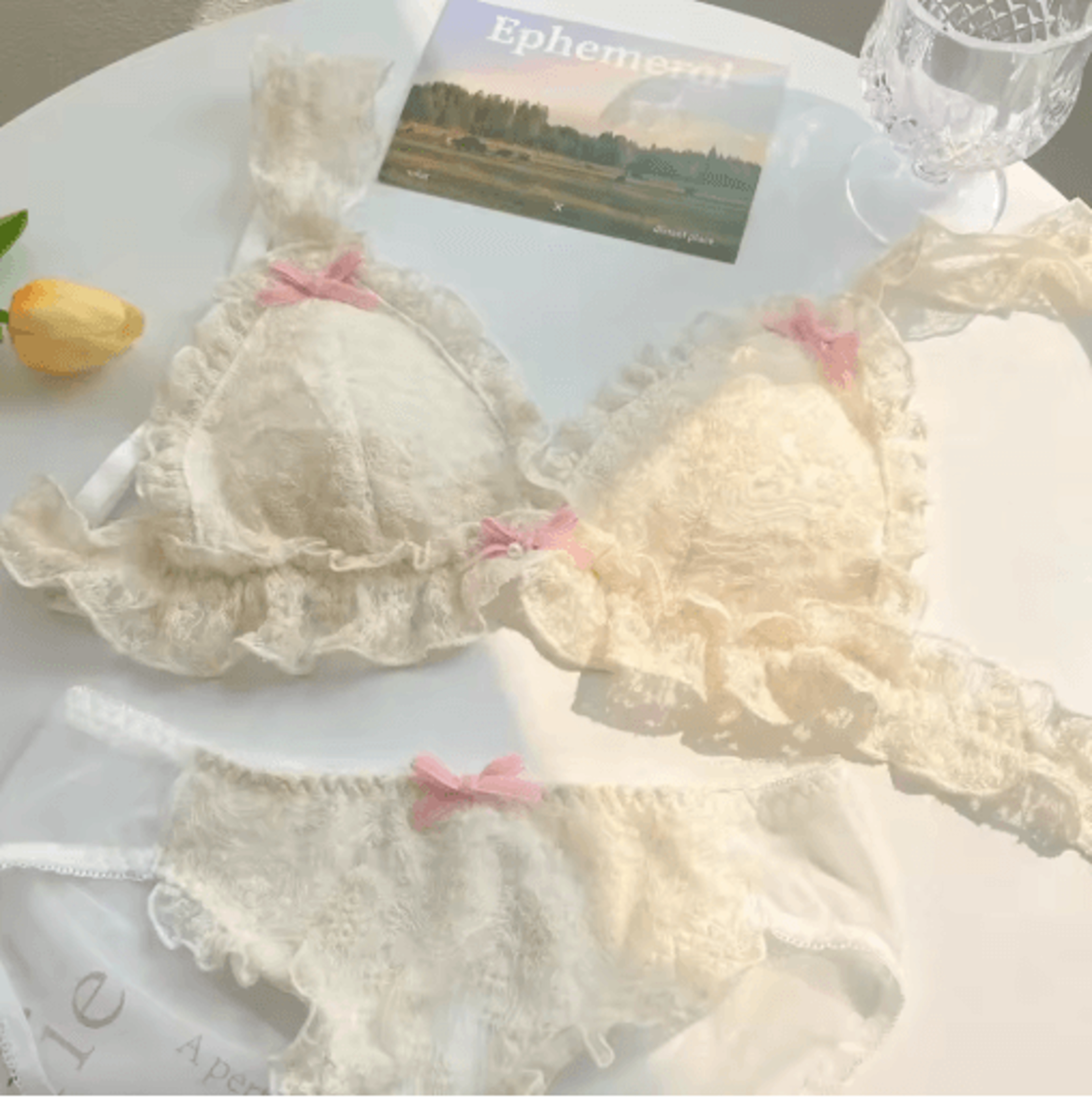 French Retro Lolita Wireless Lace Bralette With Frill Trim 4