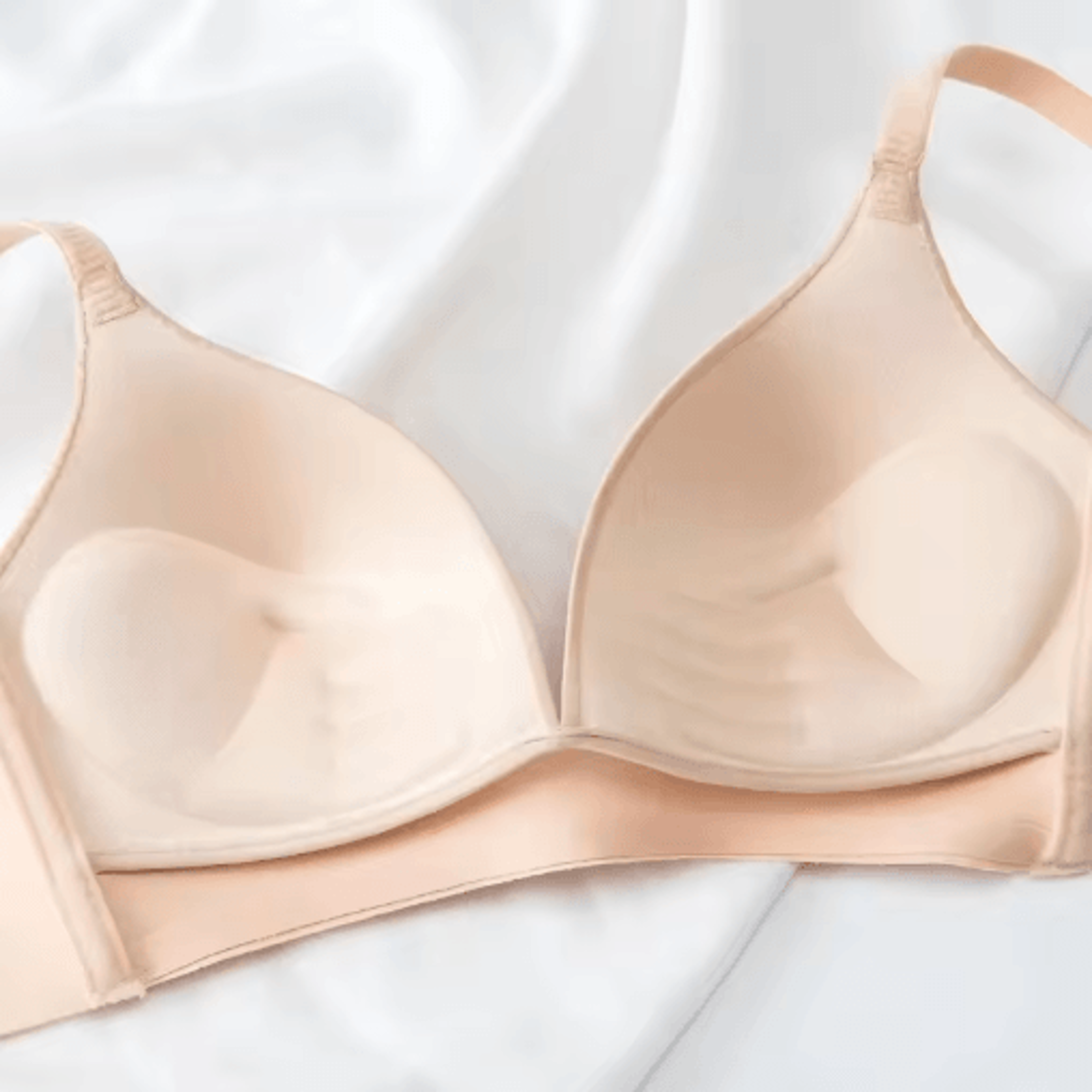 SakuraSmooth Seamless 34 Cup Wireless Push Up Bralette For Women 6