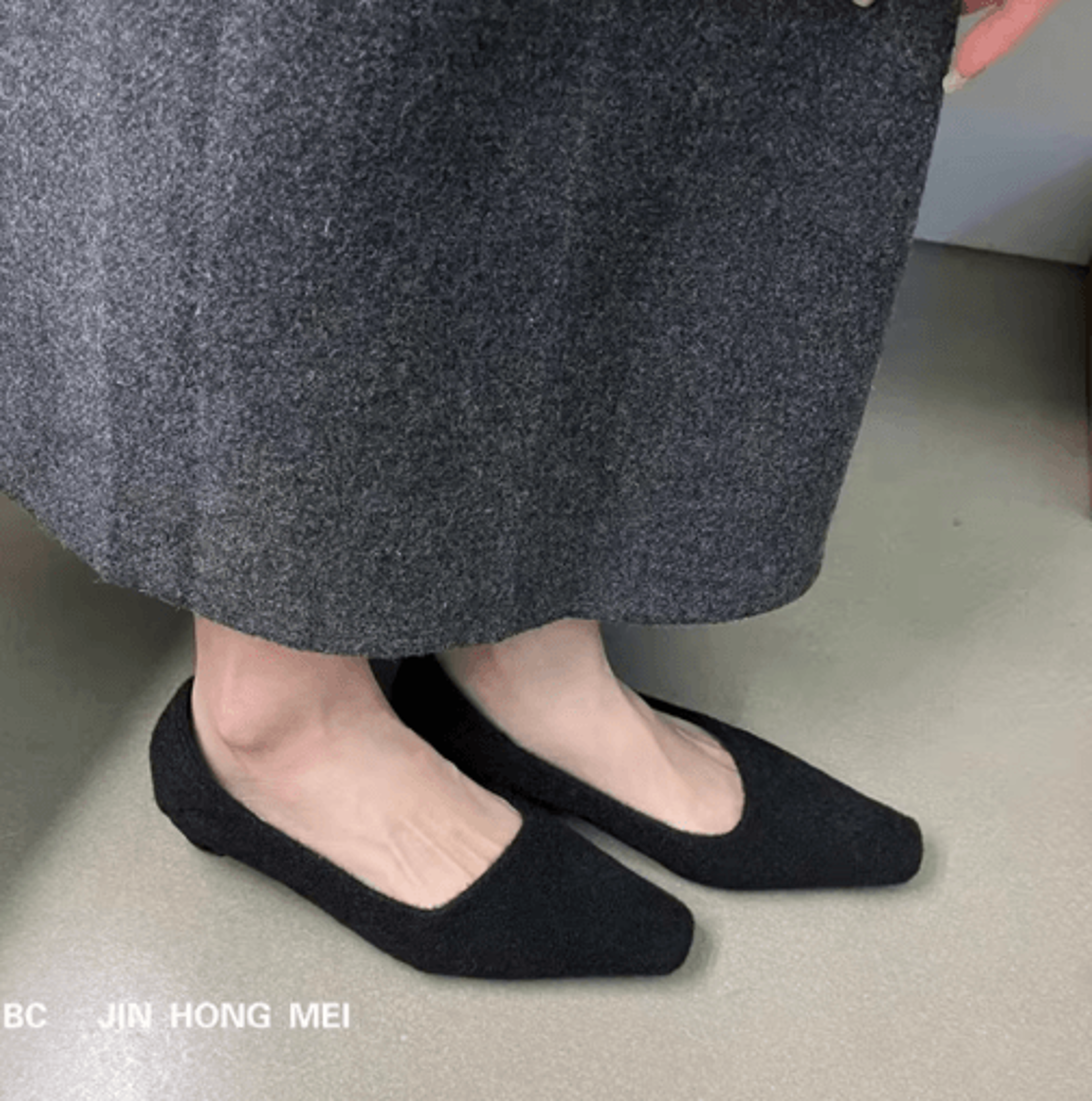 SUOJIALUN Women Square Toe Pumps  Elegant Low Heel SlipOn Office Shoes 18