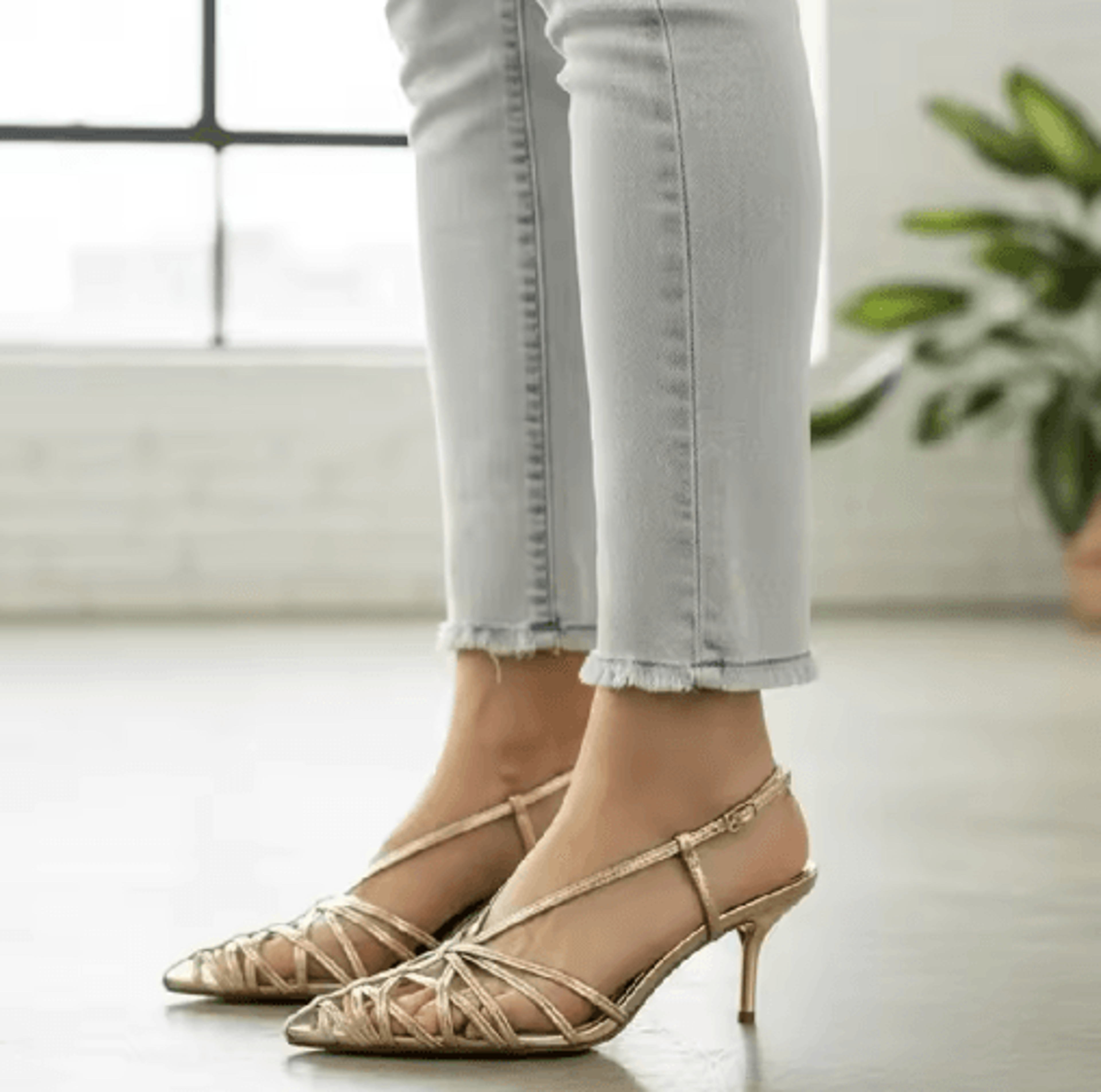 Luxury Gold Pointed Toe Slingback Heels Thin Strap High Heel Summer Sandals 3