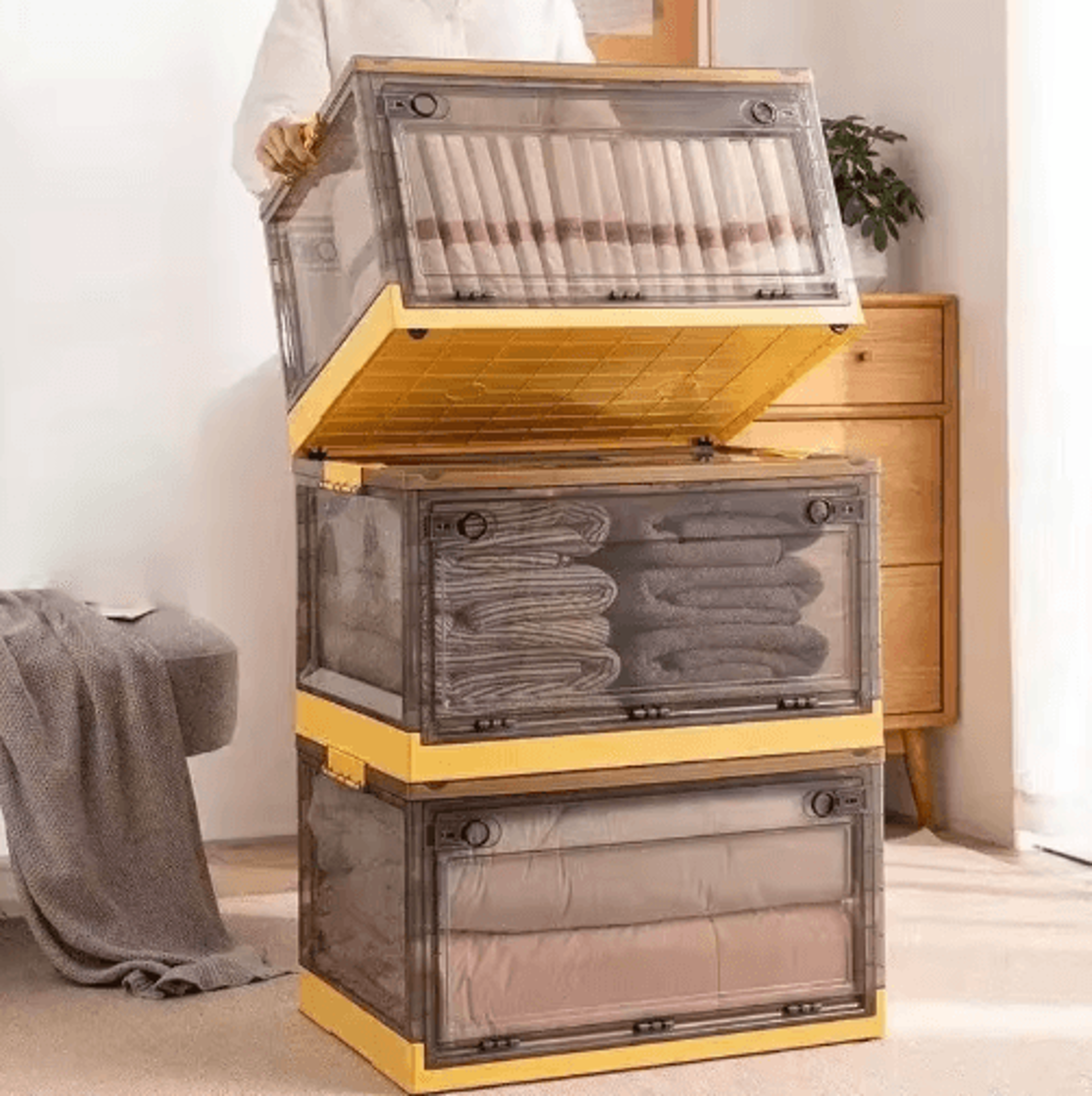 Foldable Transparent Storage Trunk  Large Capacity Clear Clothes Organizer 2