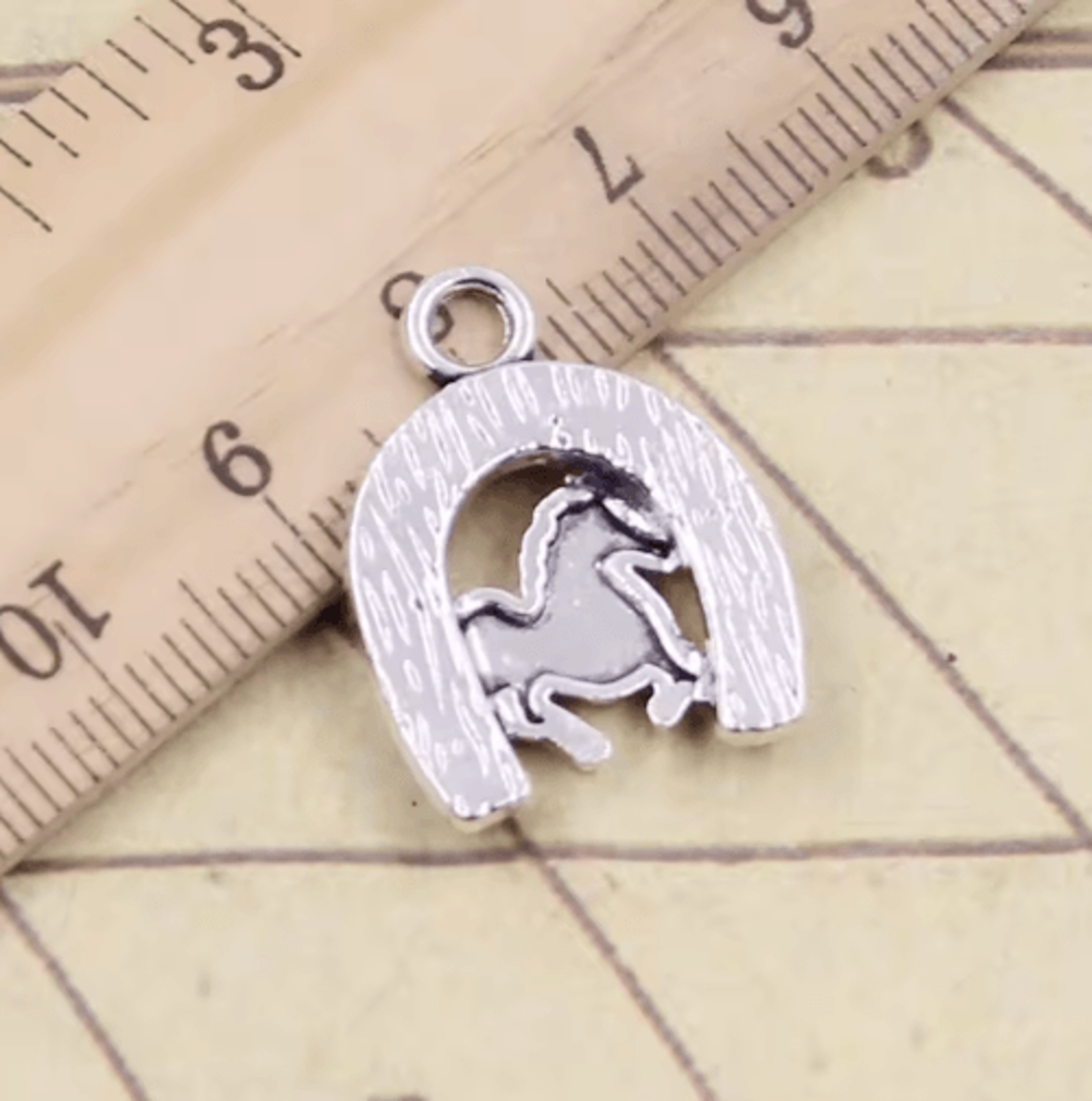 10pcs Antique Tibetan Silver Horse  Horseshoe Charms For DIY Jewelry Making 1
