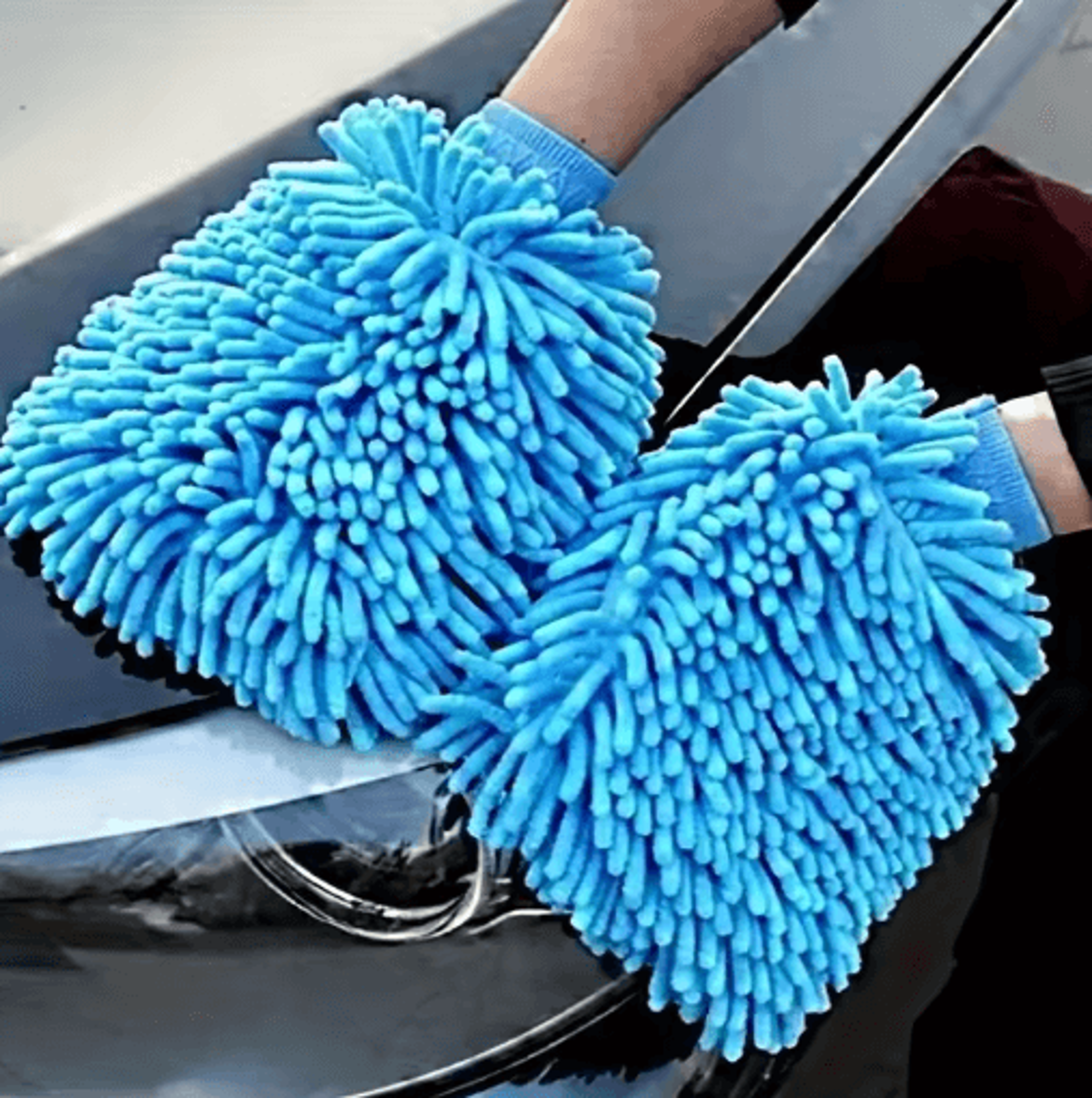 Scratch Free Microfiber Car Cleaning Glove For Safe  Easy Washing 0