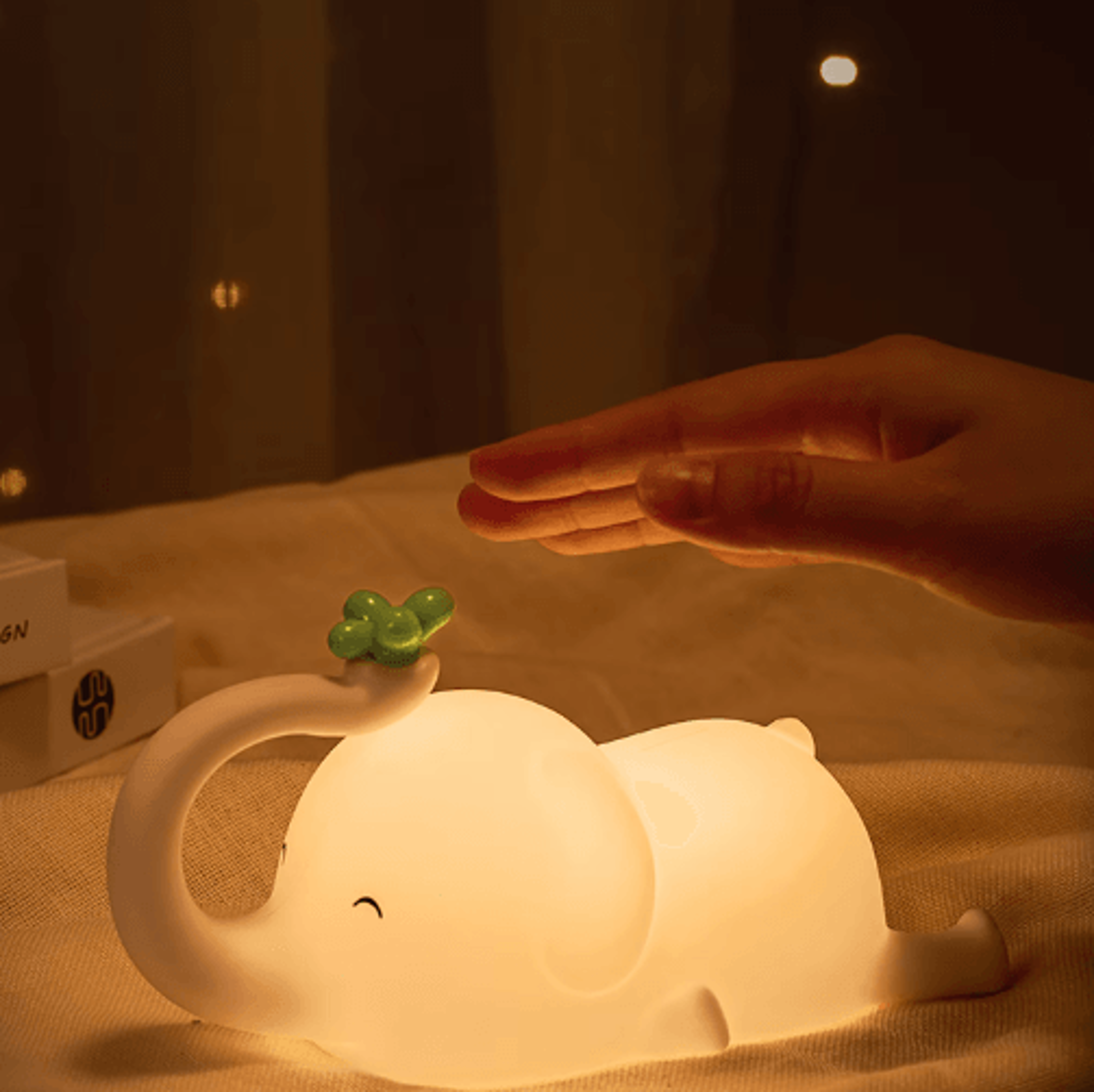 Cute Silicone Sheep Night Light With Dimmable Glow  Rechargeable Design 3