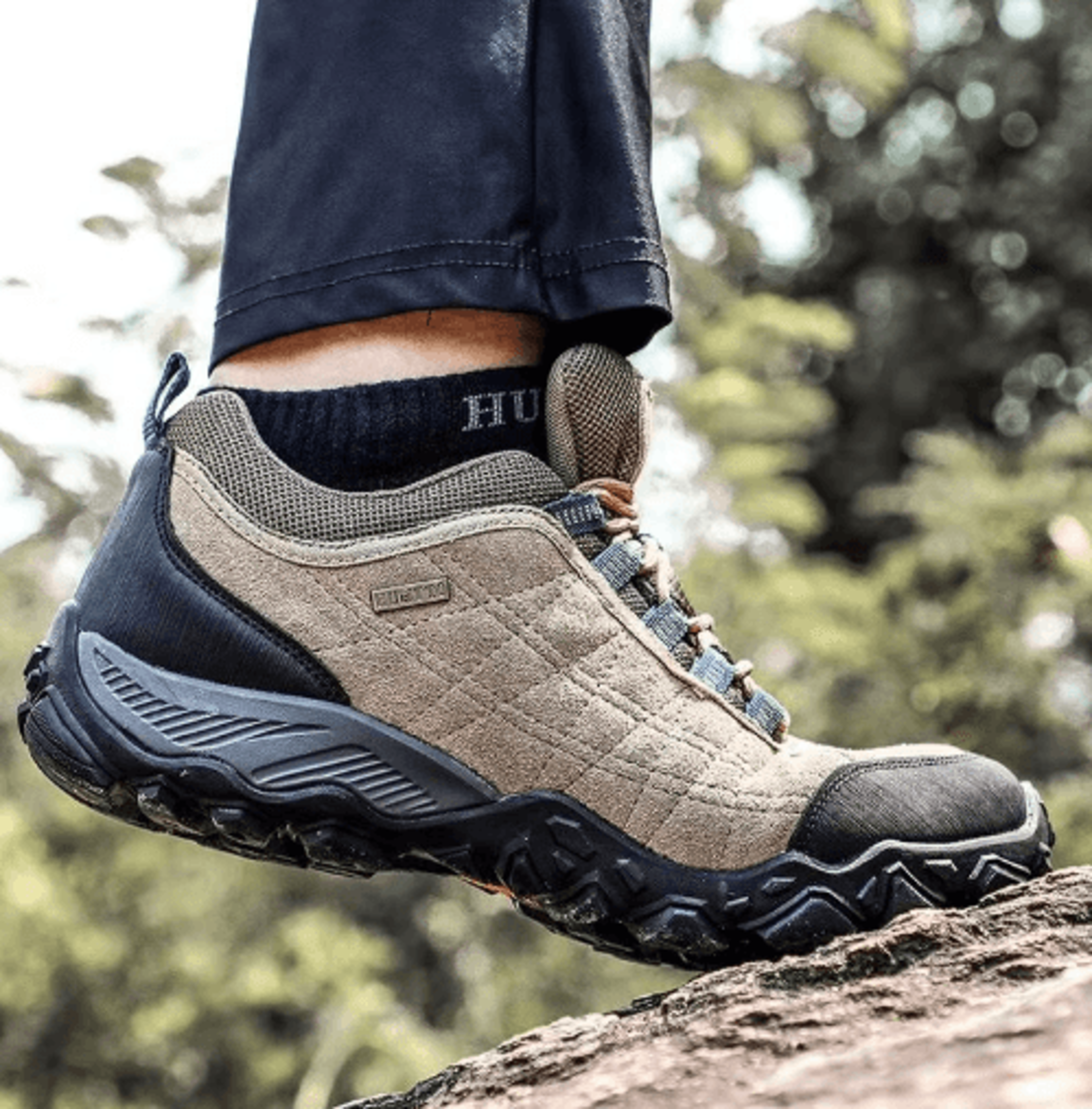 HUMTTO Mens Hiking Shoes  Waterproof Leather Outdoor Trekking  Climbing Sneakers 0