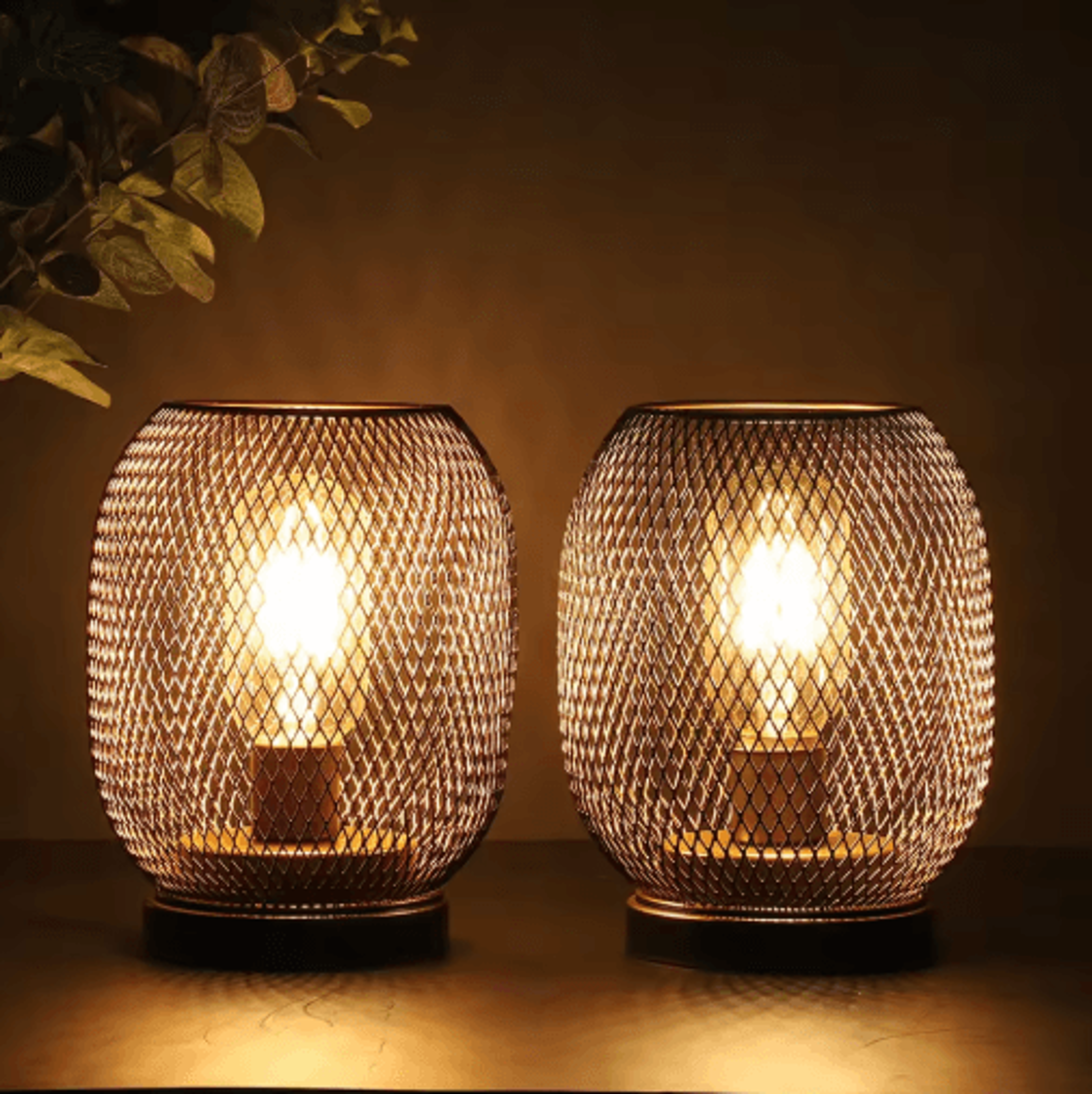 Battery Powered Metal Cage Table Lamp  Cordless LED Lantern For Wedding  Home Decor 0