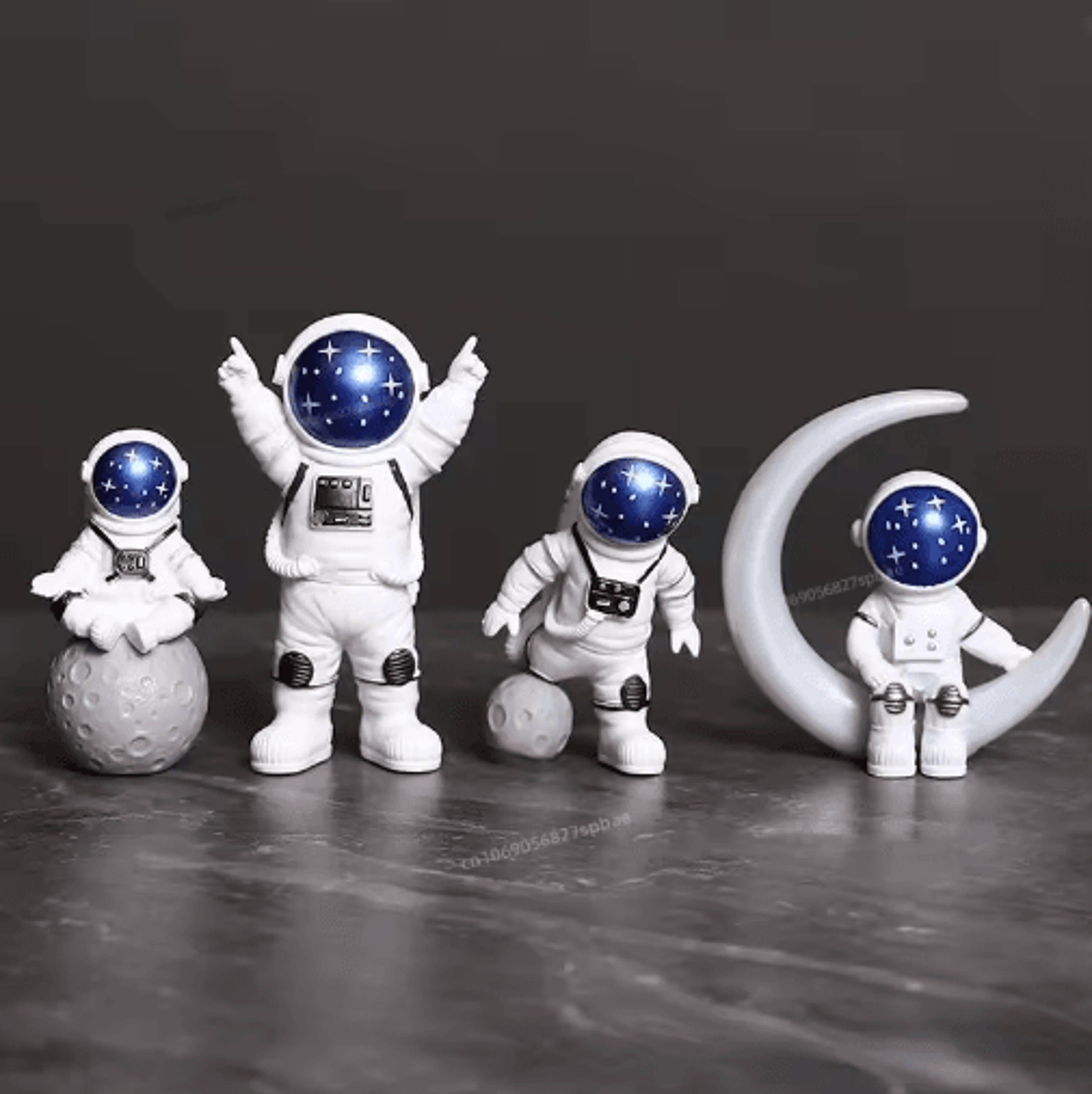 4PCS Astronaut Figurine Set  SpaceThemed Desk  Home Decor Models 9