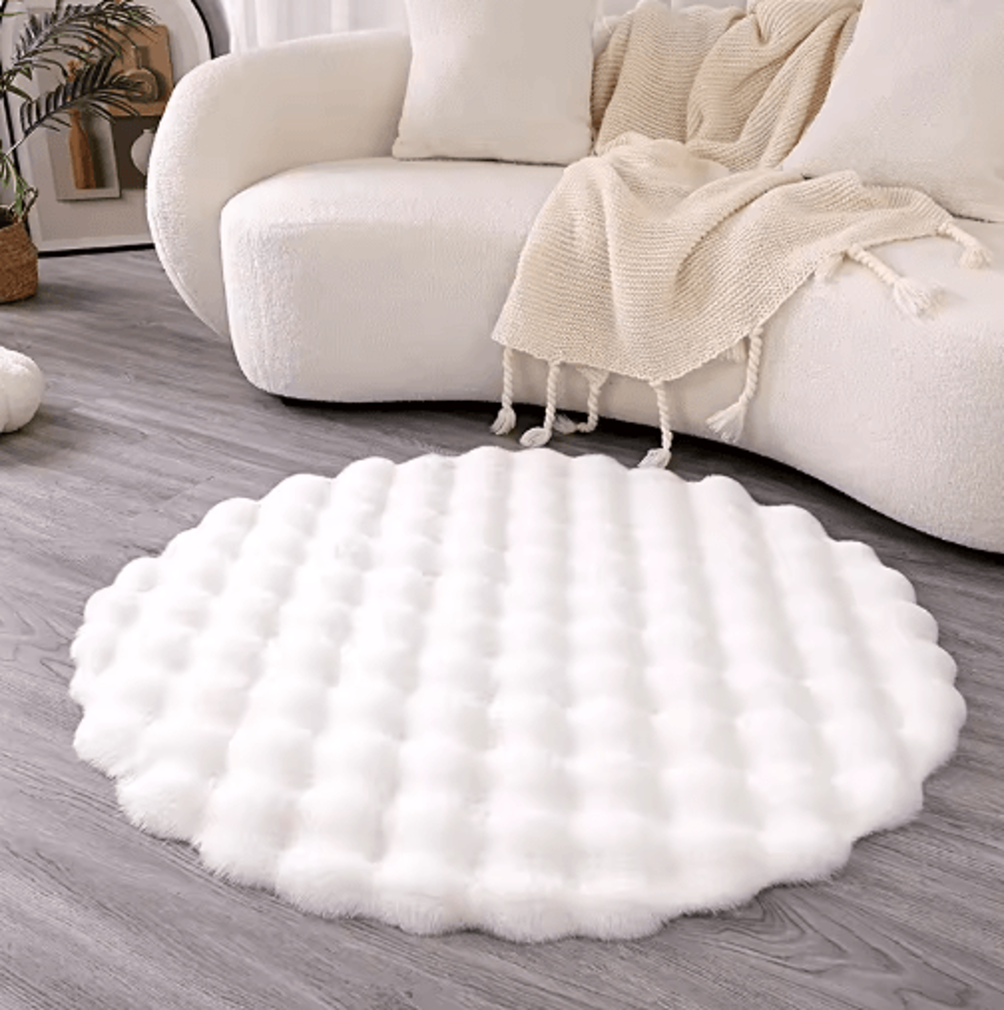 Round Faux Rabbit Fur Rug  Ultra Soft Faux Fur Carpet For Cozy Home  Kids Spaces 6