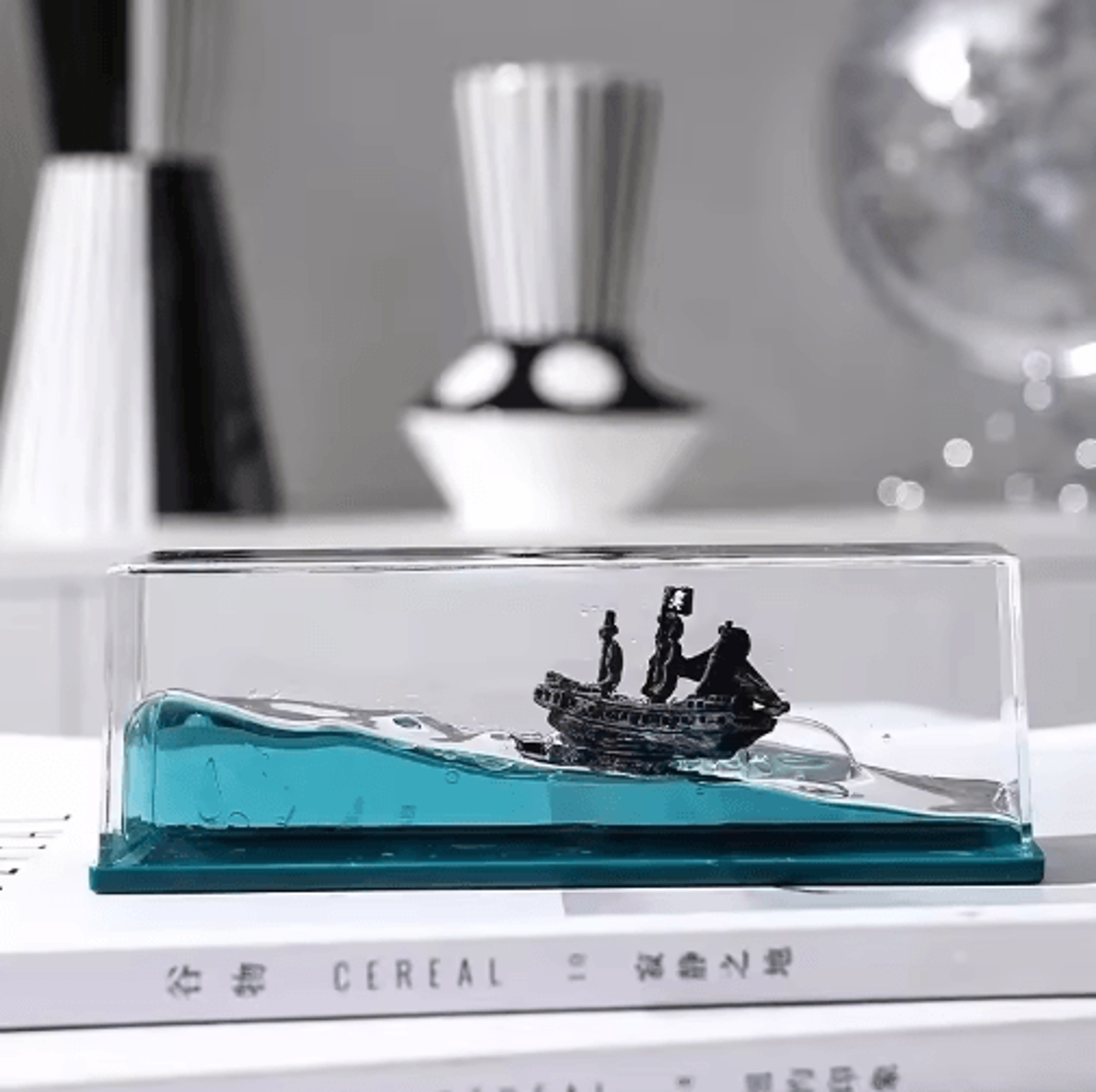 Black Pearl Liquid Motion Ship Bottle  Floating Titanic Desk Decor Ornament 6