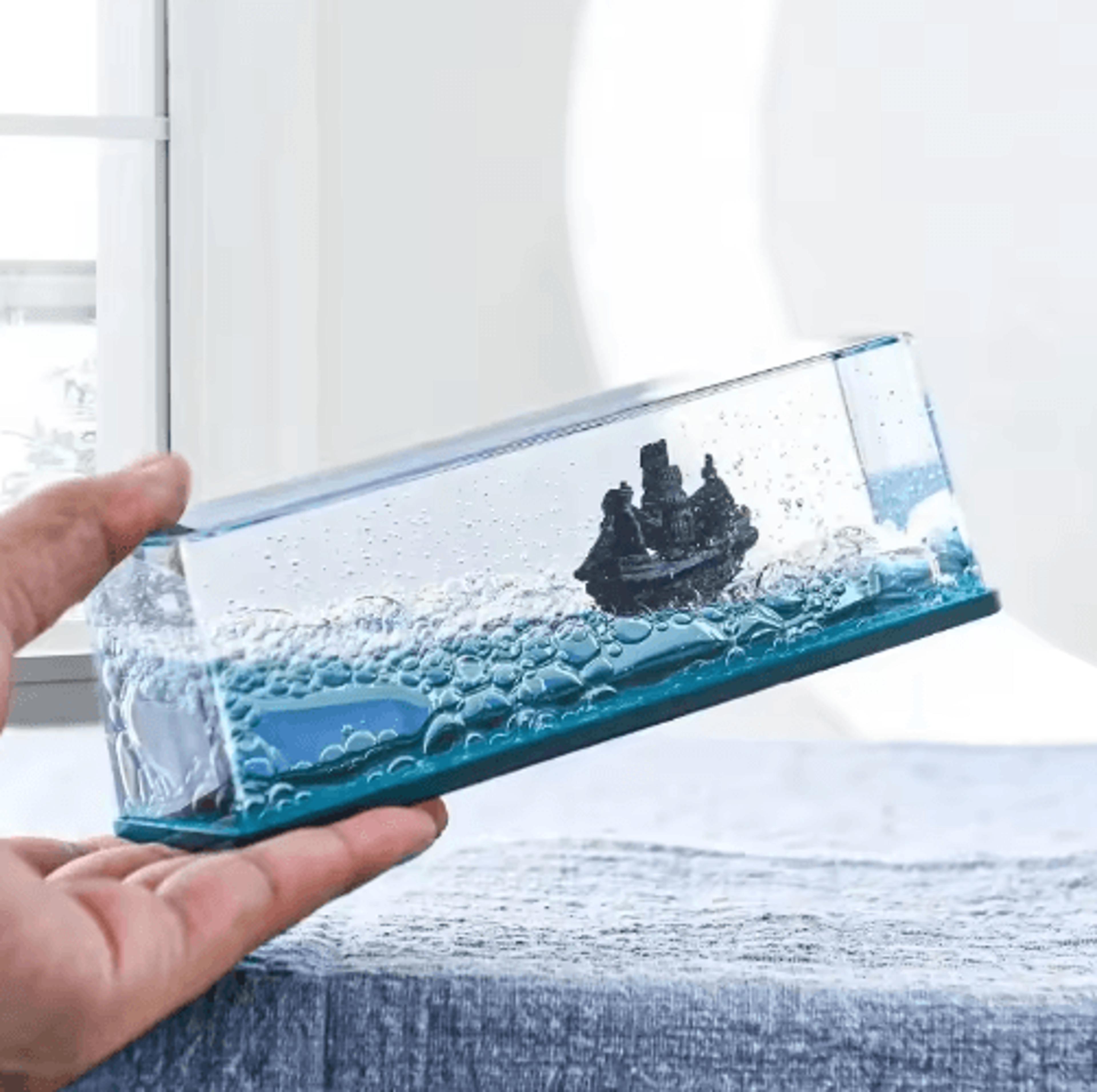 Black Pearl Liquid Motion Ship Bottle  Floating Titanic Desk Decor Ornament 7