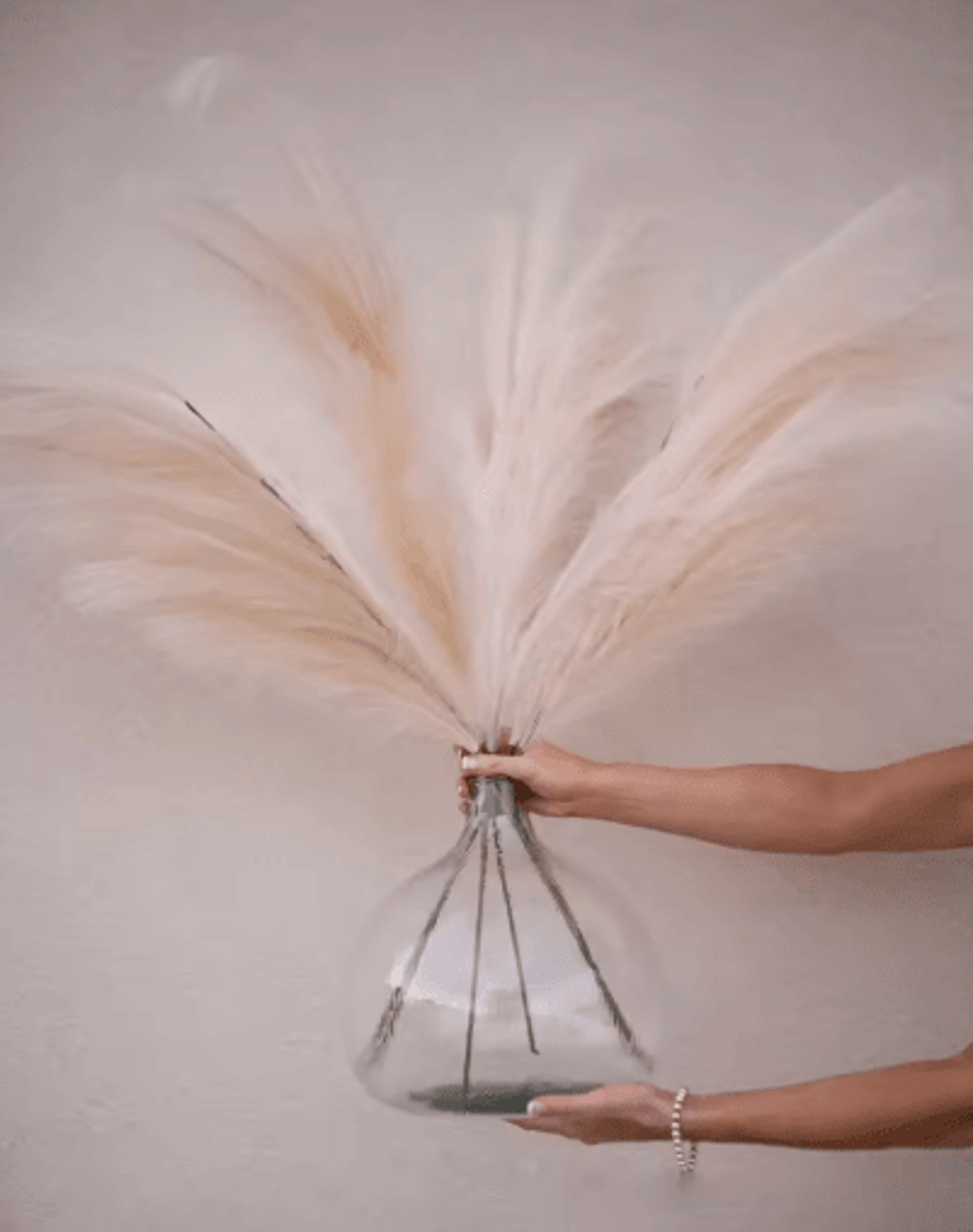 Large Artificial Pampas Grass 120cm Tall Fluffy Stems For Boho Home Decor 18