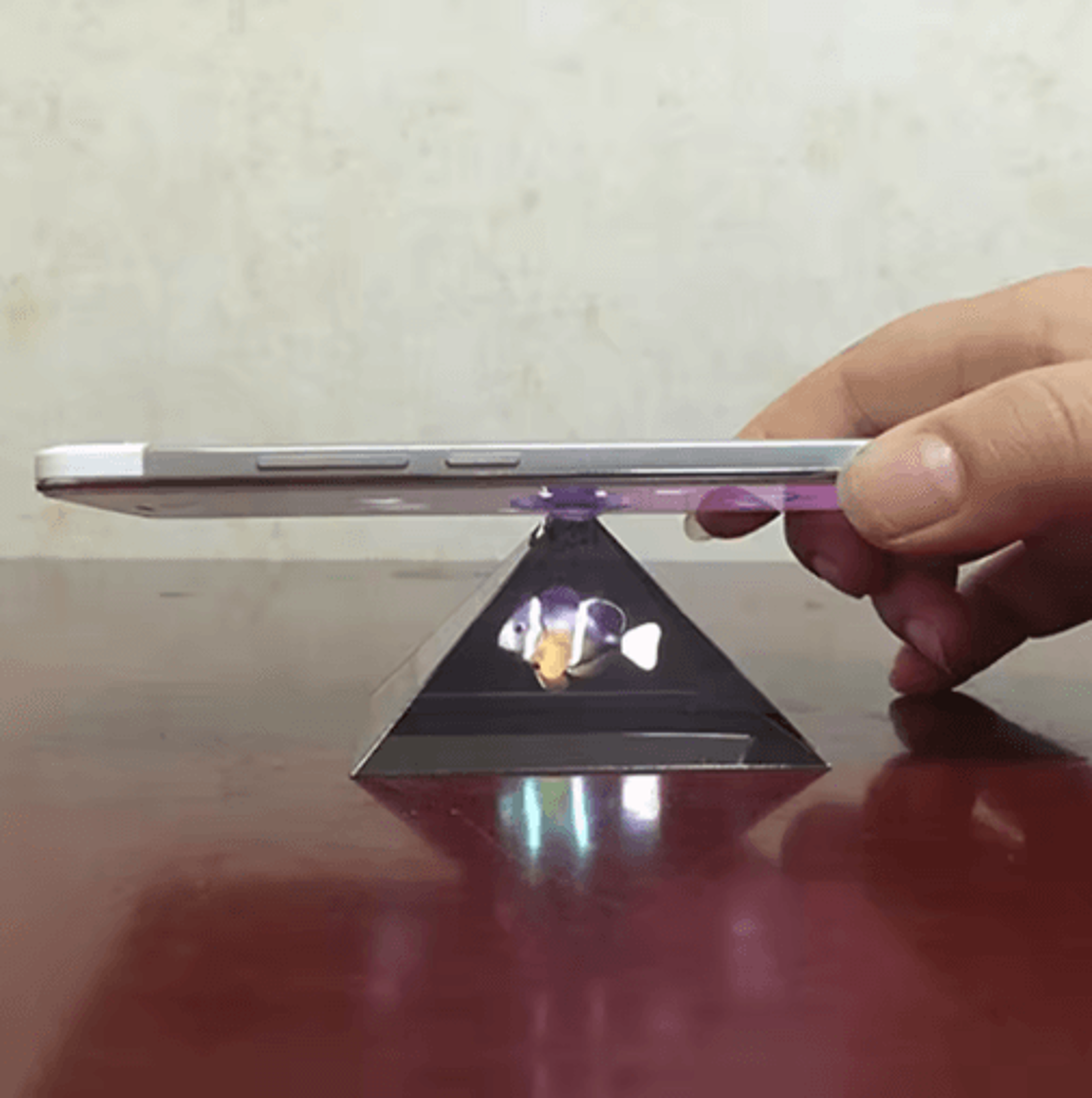 3D Hologram Pyramid Projector For Smartphones 0