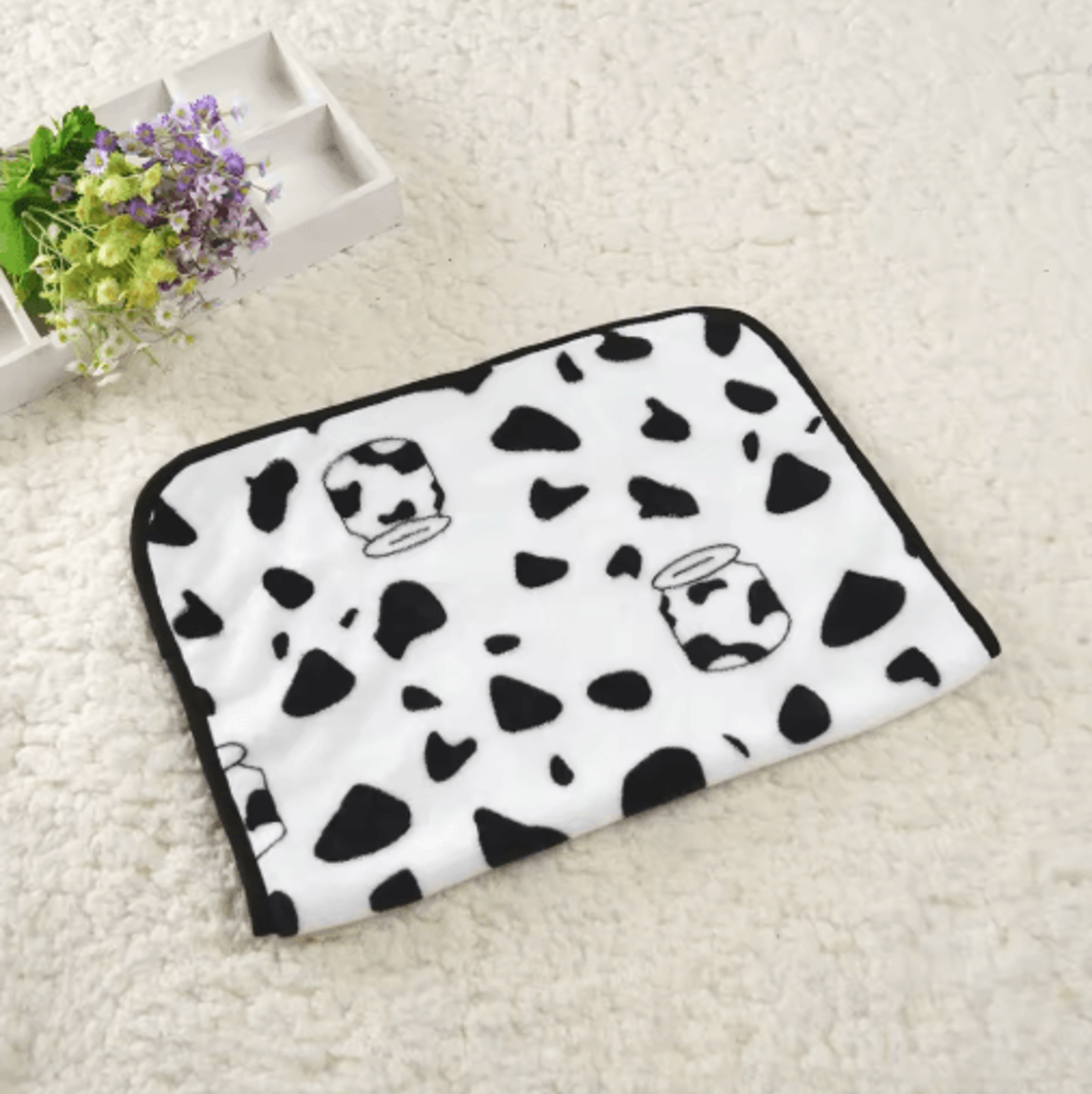 Warm Plush Winter Pet Blanket  Cozy Cat Bed Mat 9