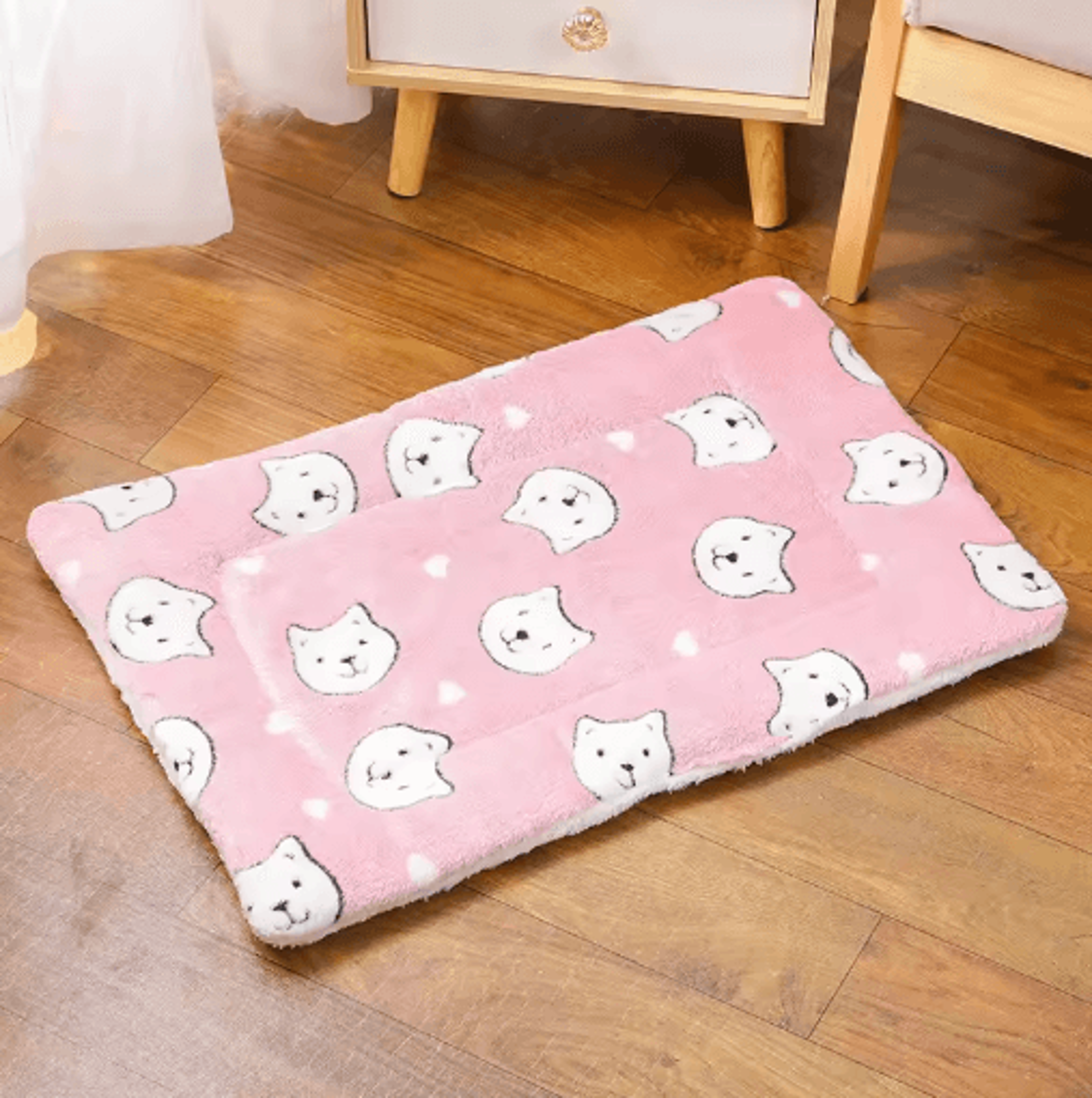 Cloud Nest Thickened Flannel Pet Sleeping Mat Warm Cushion For Cats  Small Dogs 1